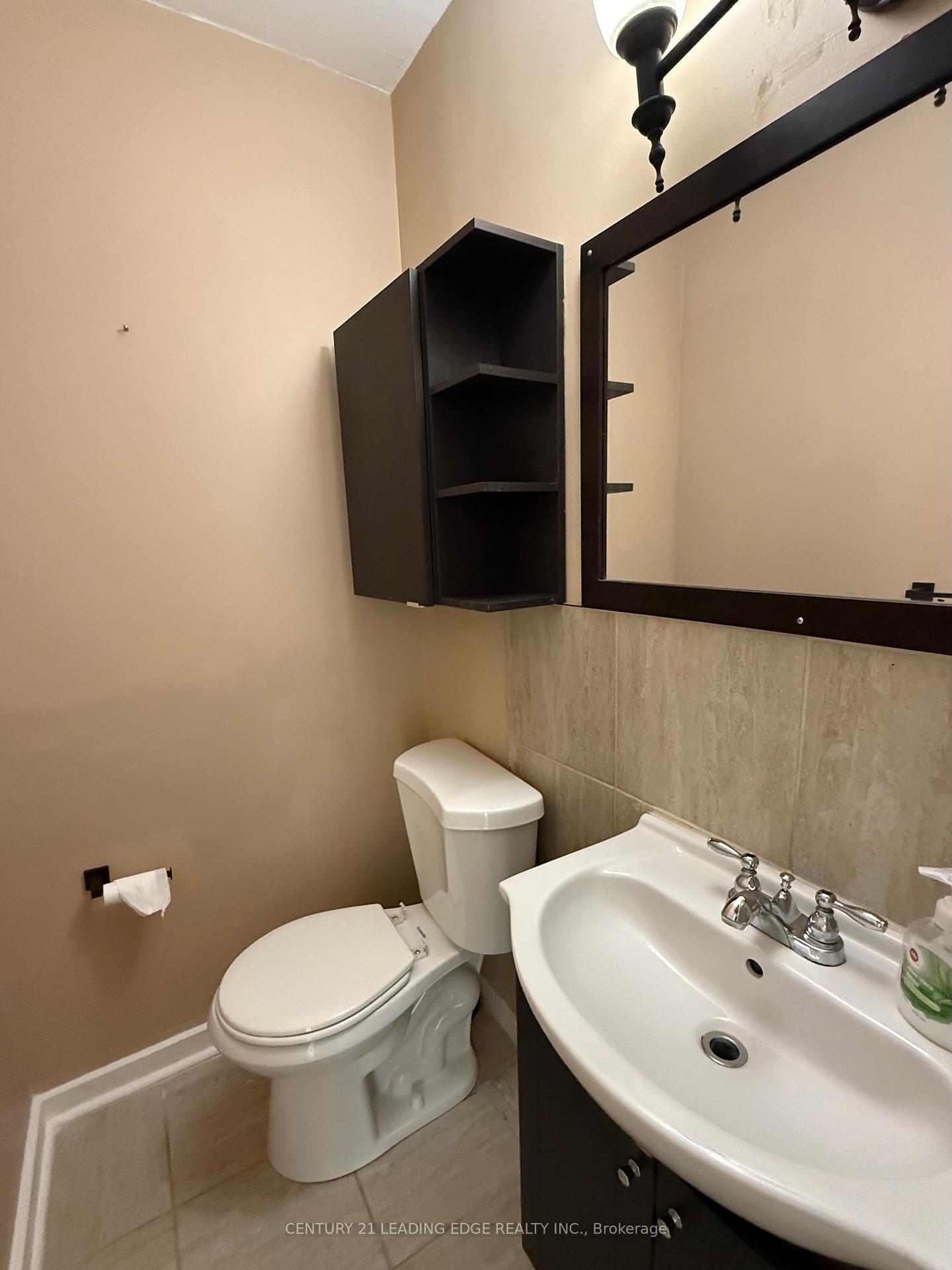 Photo 12 of Unit 2, 1478 Old Forest Road, Pickering, Woodlands — HOMEH
