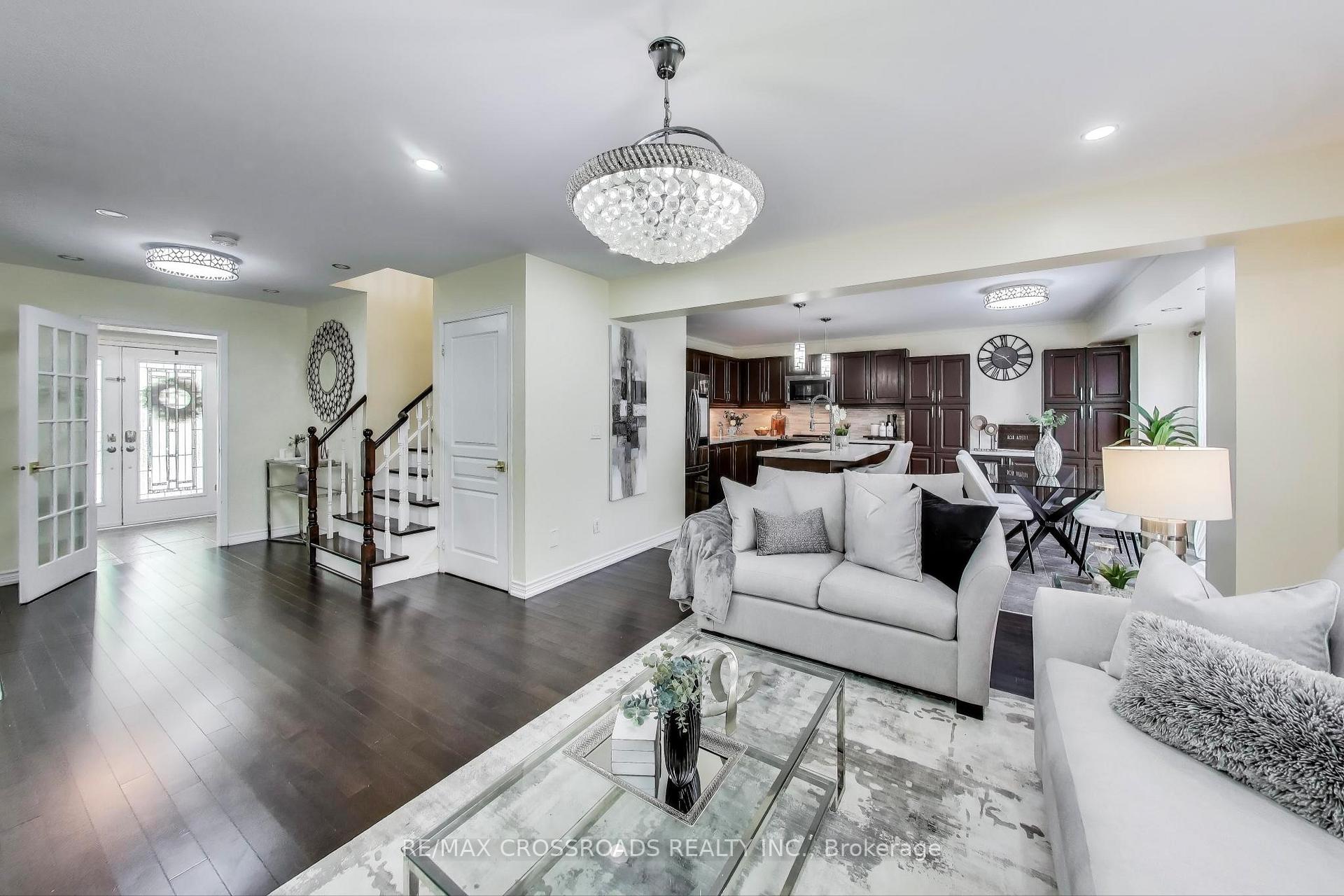 Photo 8 of 1104 Beneford Road, Oshawa, Eastdale — HOMEH