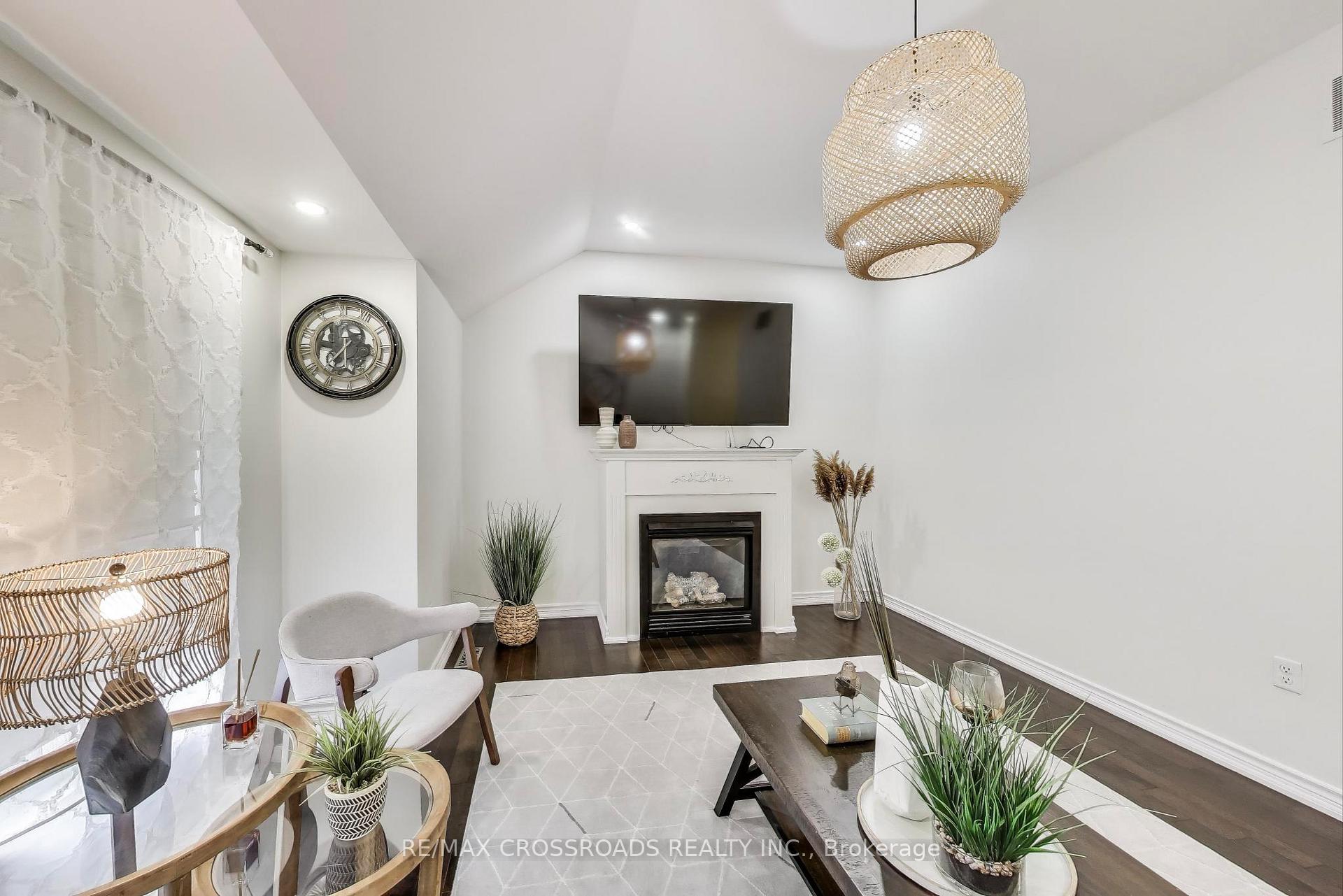 Photo 13 of 1104 Beneford Road, Oshawa, Eastdale — HOMEH