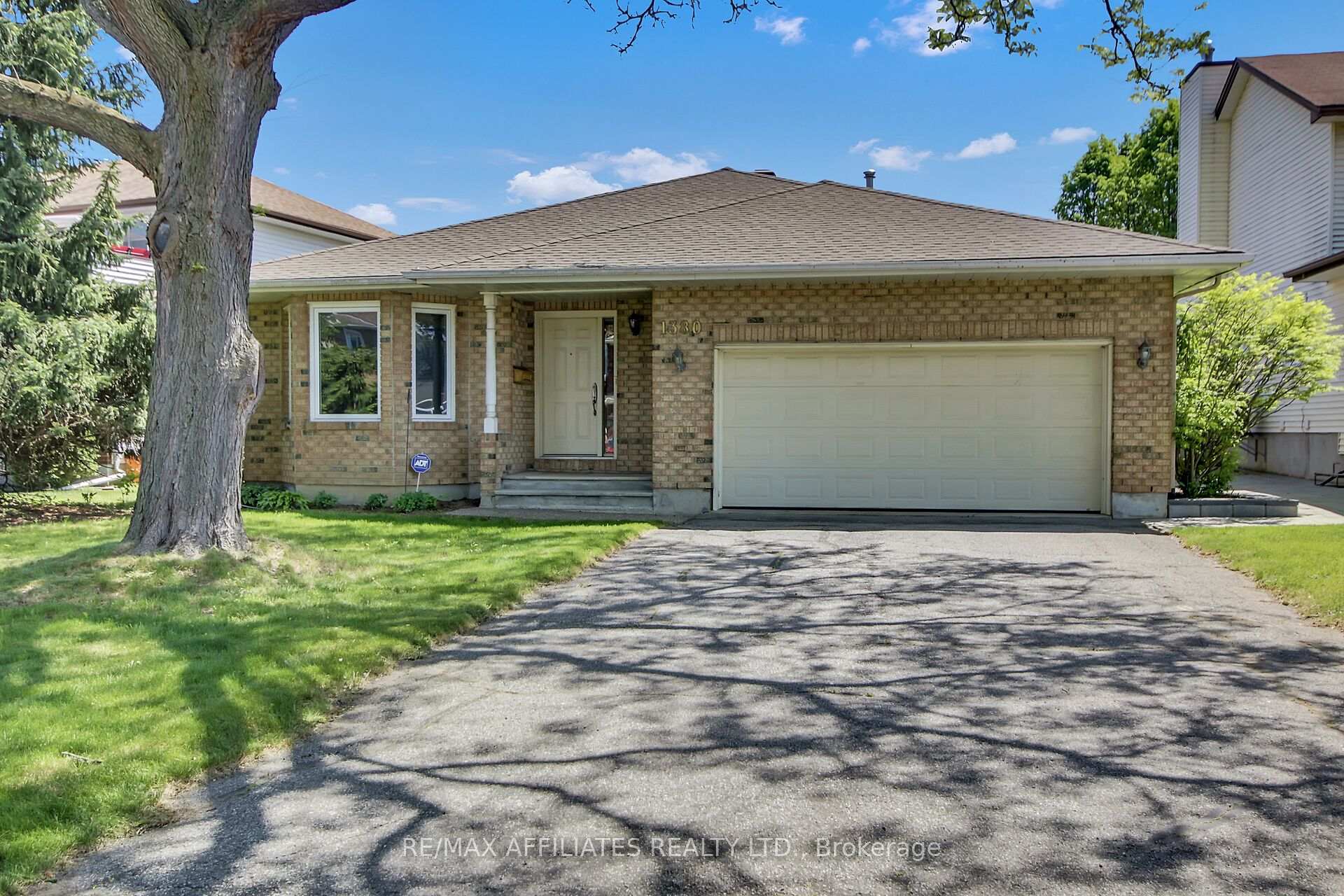 Photo 1 of 1380 Norview Crescent, Ottawa, Fallingbrook/Ridgemount — HOMEH
