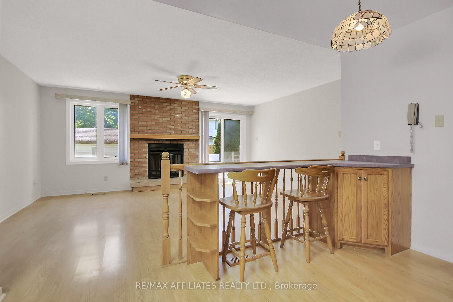 Photo 14 of 1380 Norview Crescent, Ottawa, Fallingbrook/Ridgemount — HOMEH