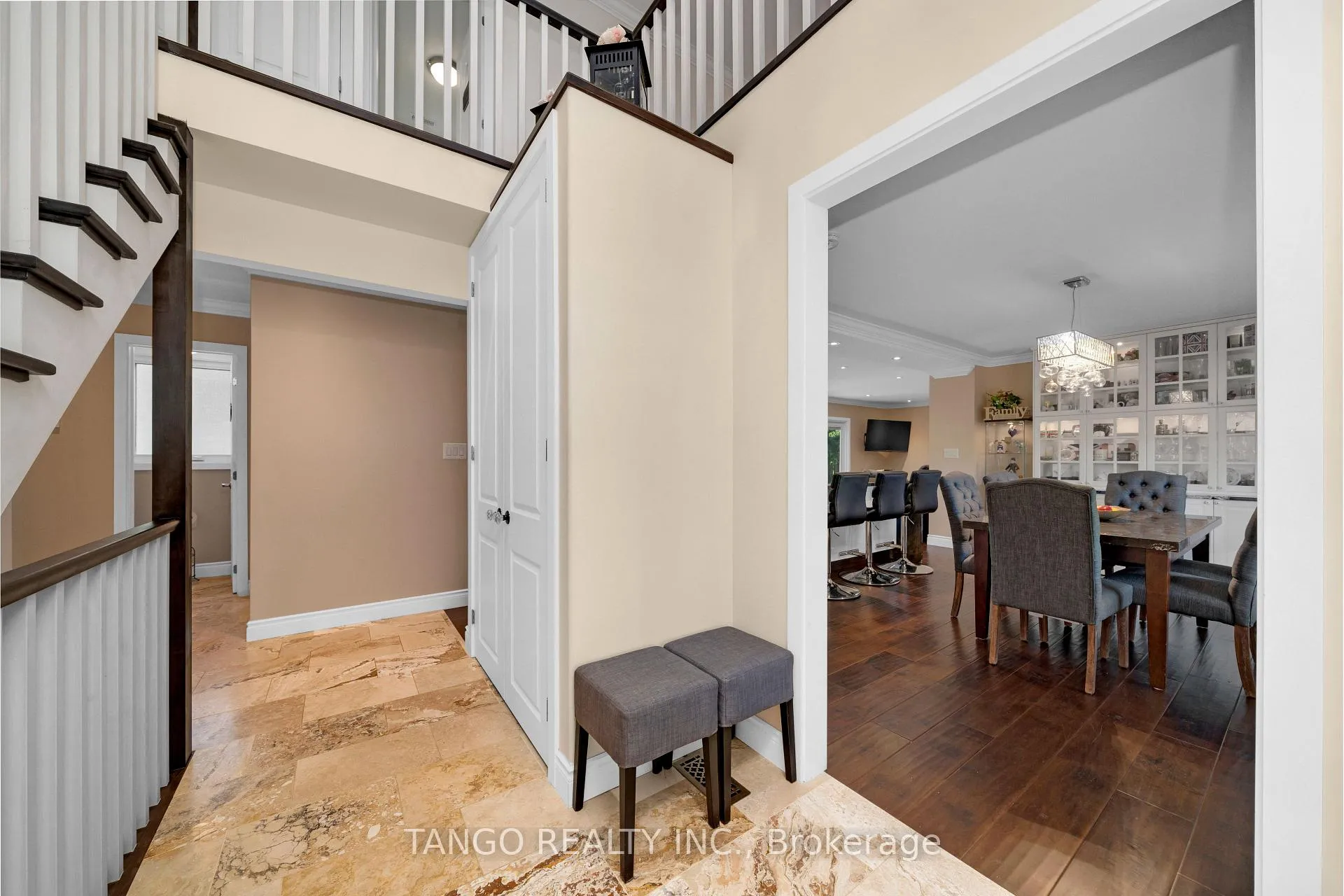 Photo 5 of 6739 Fifth Line S, Milton, Derry Green — HOMEH