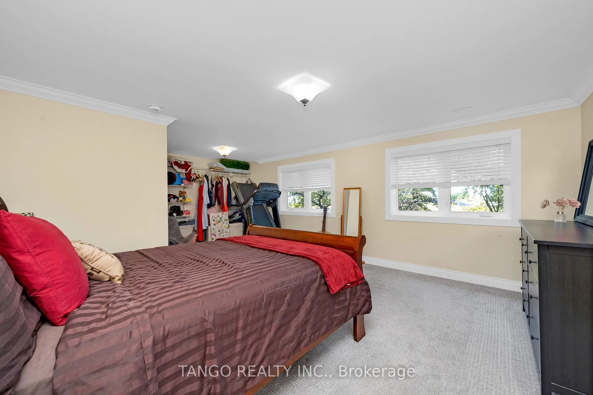 Photo 28 of 6739 Fifth Line S, Milton, Derry Green — HOMEH