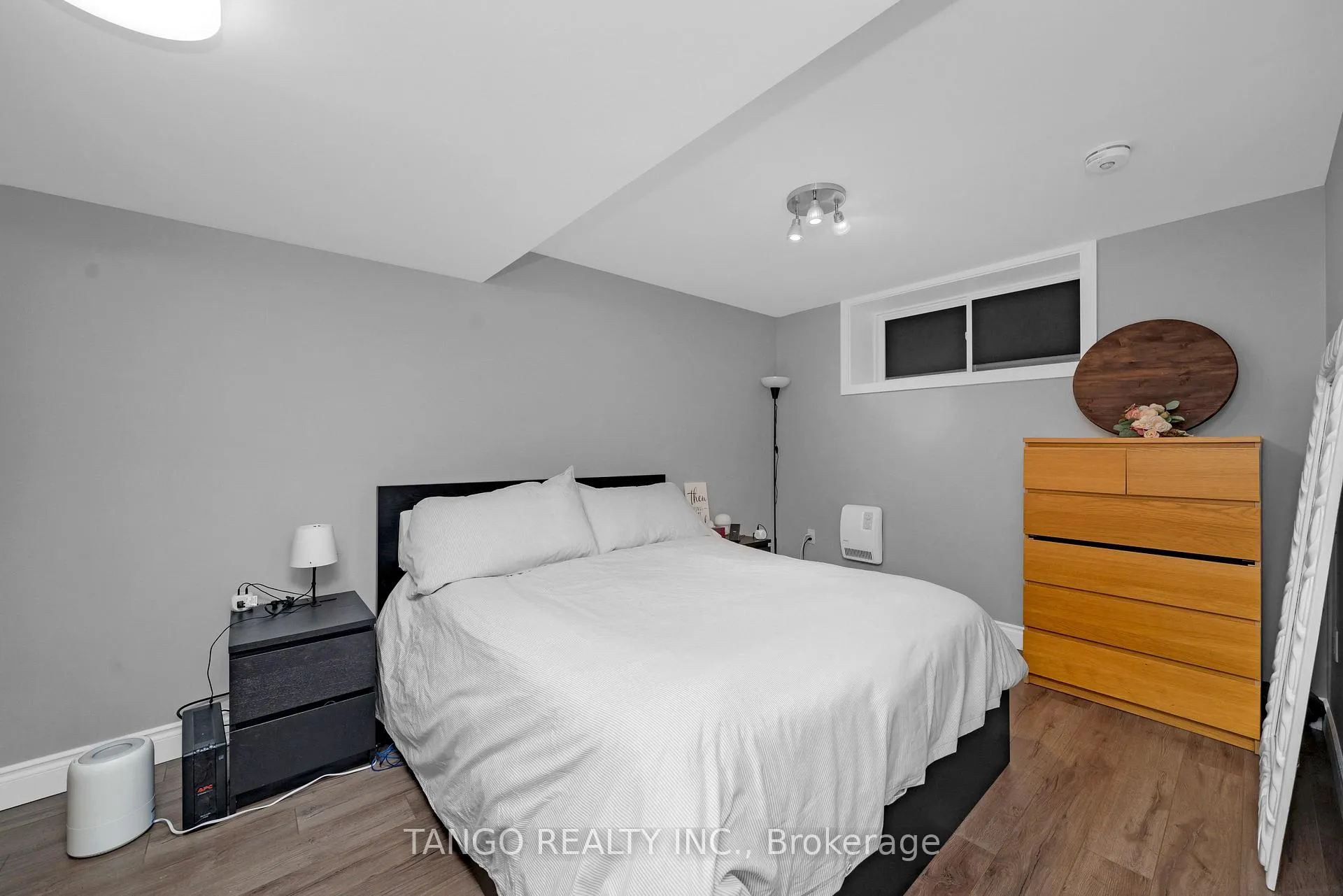Photo 37 of 6739 Fifth Line S, Milton, Derry Green — HOMEH