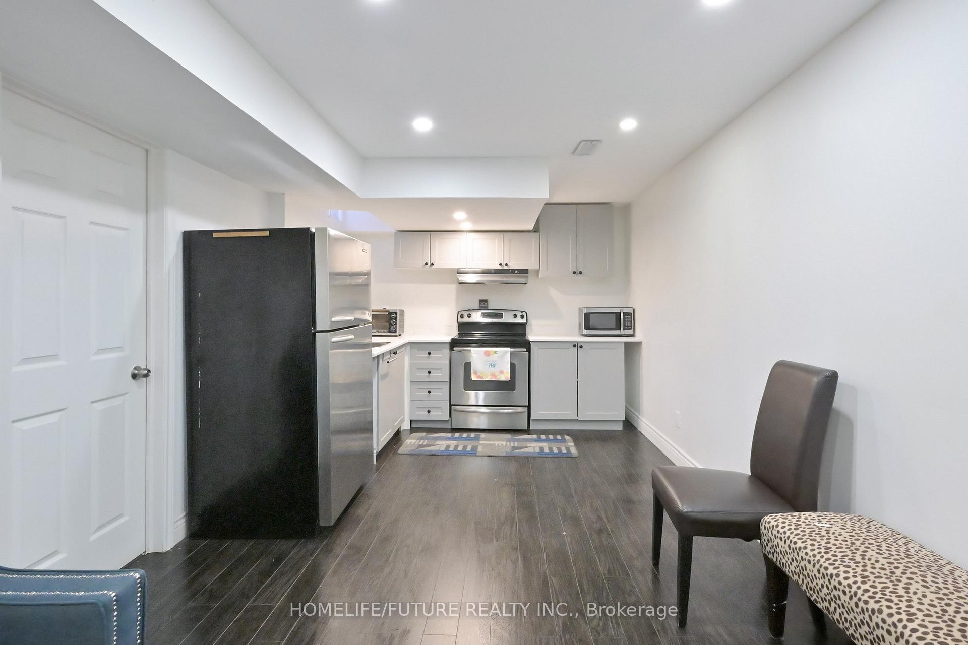 Photo 17 of 1109 Timberland Crescent, Oshawa, Pinecrest — HOMEH