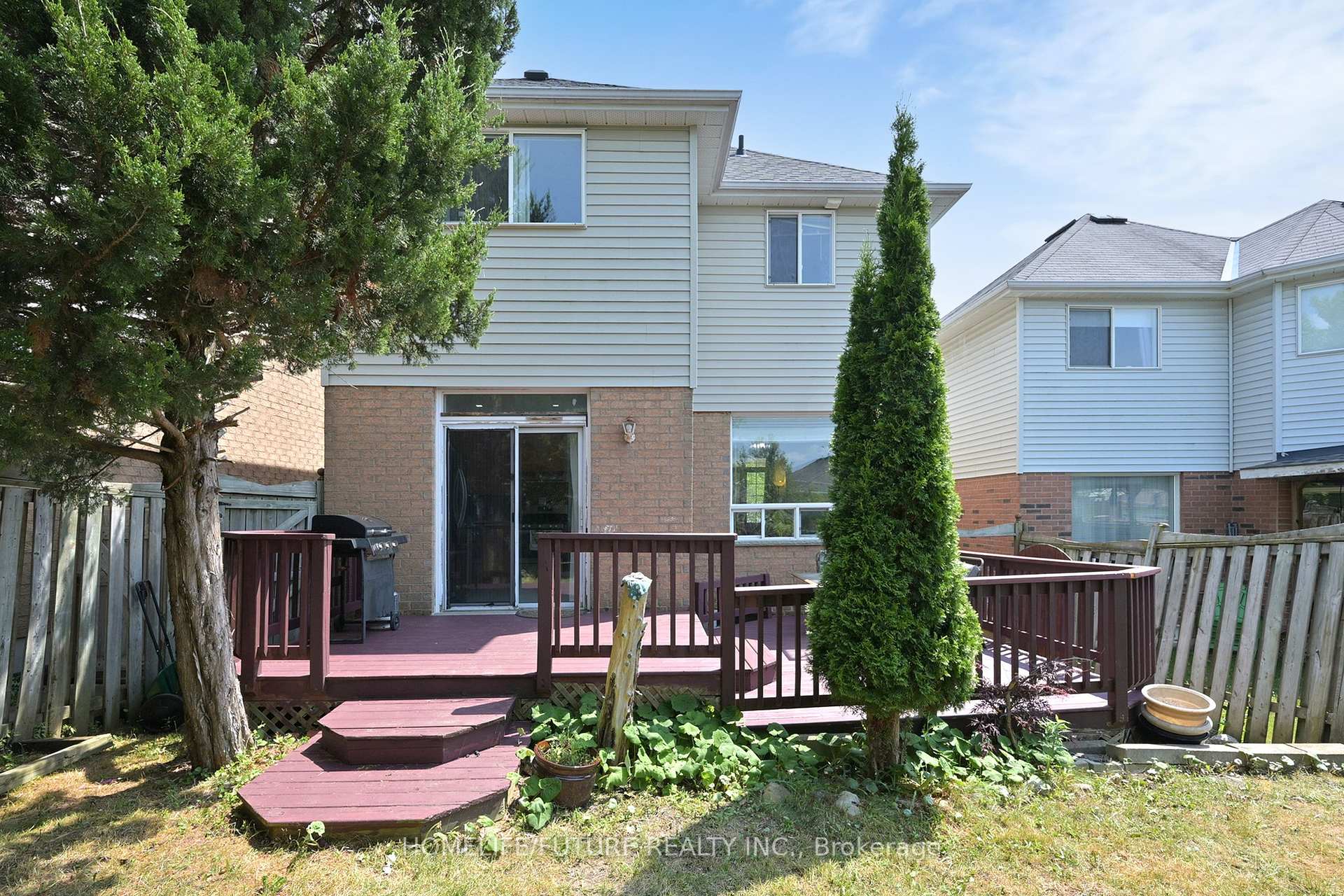 Photo 24 of 1109 Timberland Crescent, Oshawa, Pinecrest — HOMEH