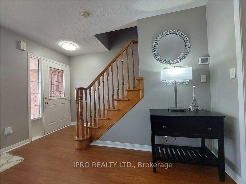 Photo 3 of 1318 Clark Boulevard N, Milton, Beaty — HOMEH