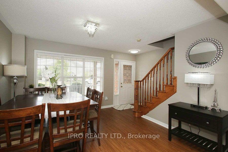 Photo 4 of 1318 Clark Boulevard N, Milton, Beaty — HOMEH