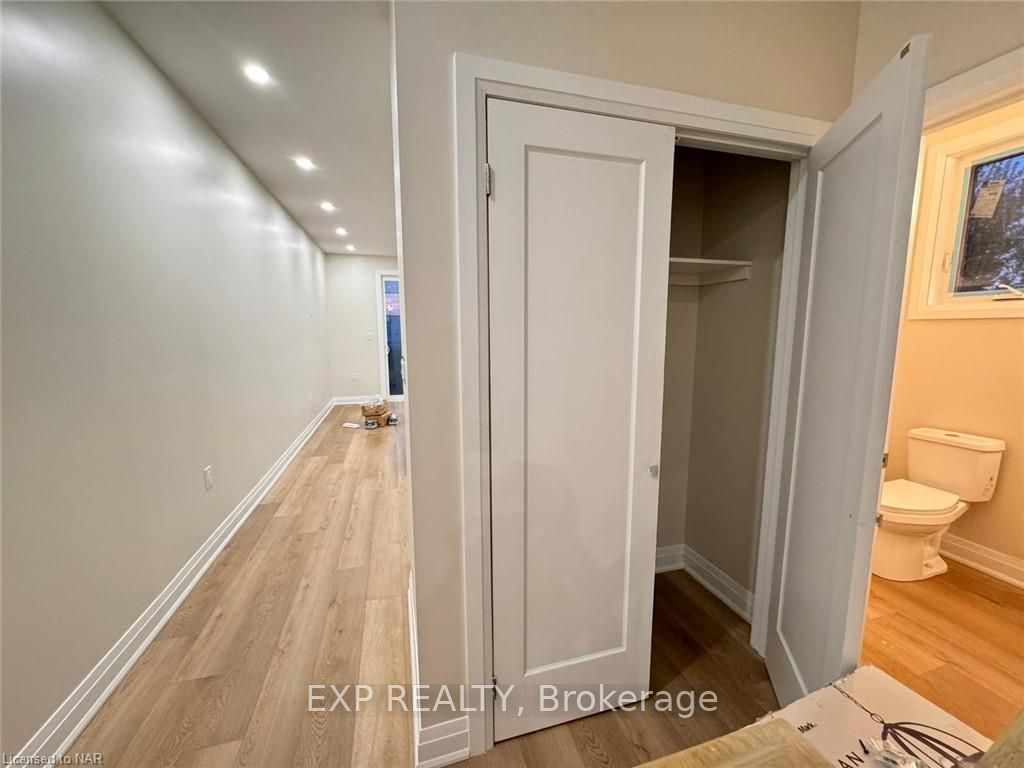 Photo 2 of 4091 Acheson Avenue, Niagara Falls, Downtown — HOMEH