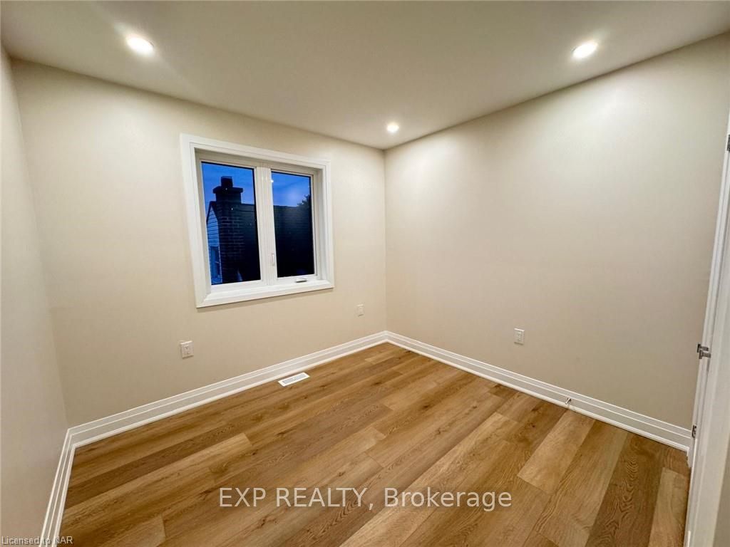 Photo 14 of 4091 Acheson Avenue, Niagara Falls, Downtown — HOMEH