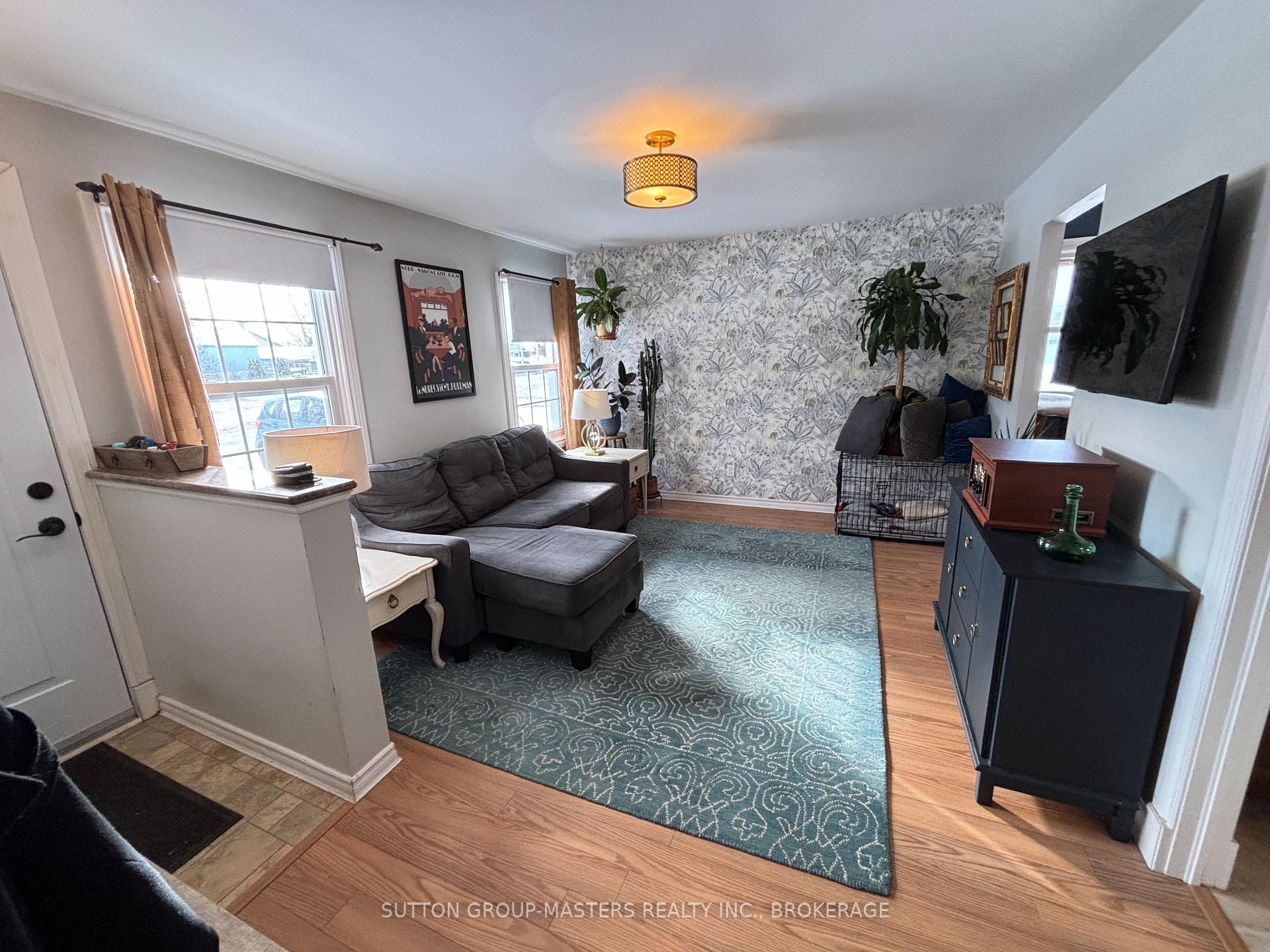 Photo 2 of 45 First Avenue, Kingston, East of Sir John A. Blvd — HOMEH