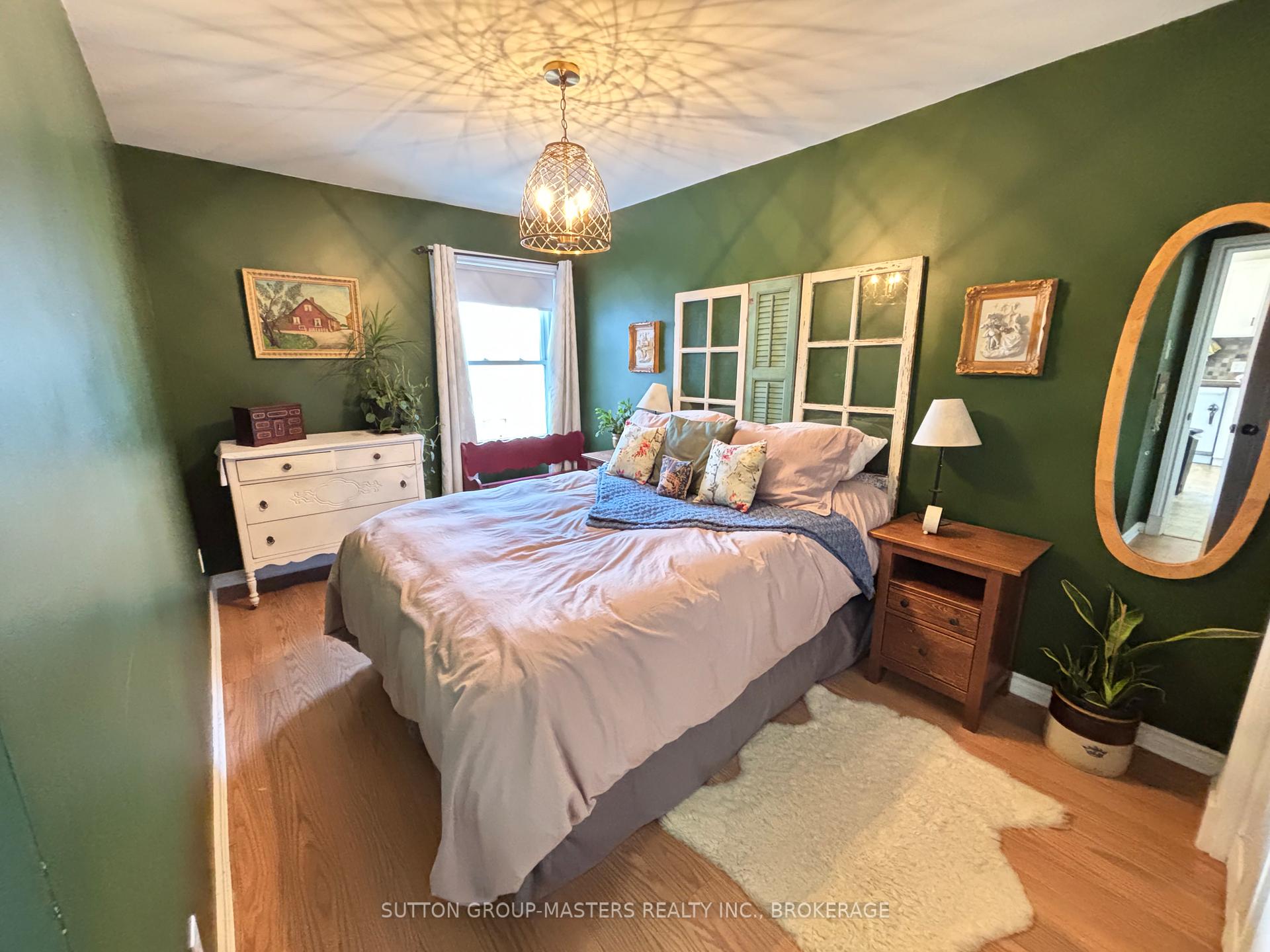 Photo 9 of 45 First Avenue, Kingston, East of Sir John A. Blvd — HOMEH