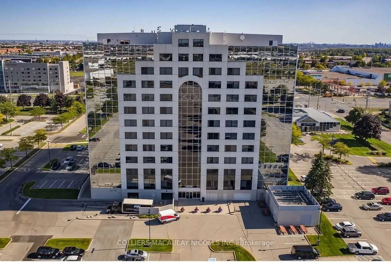 Front of Unit 75, 5055 Heatherleigh Ave