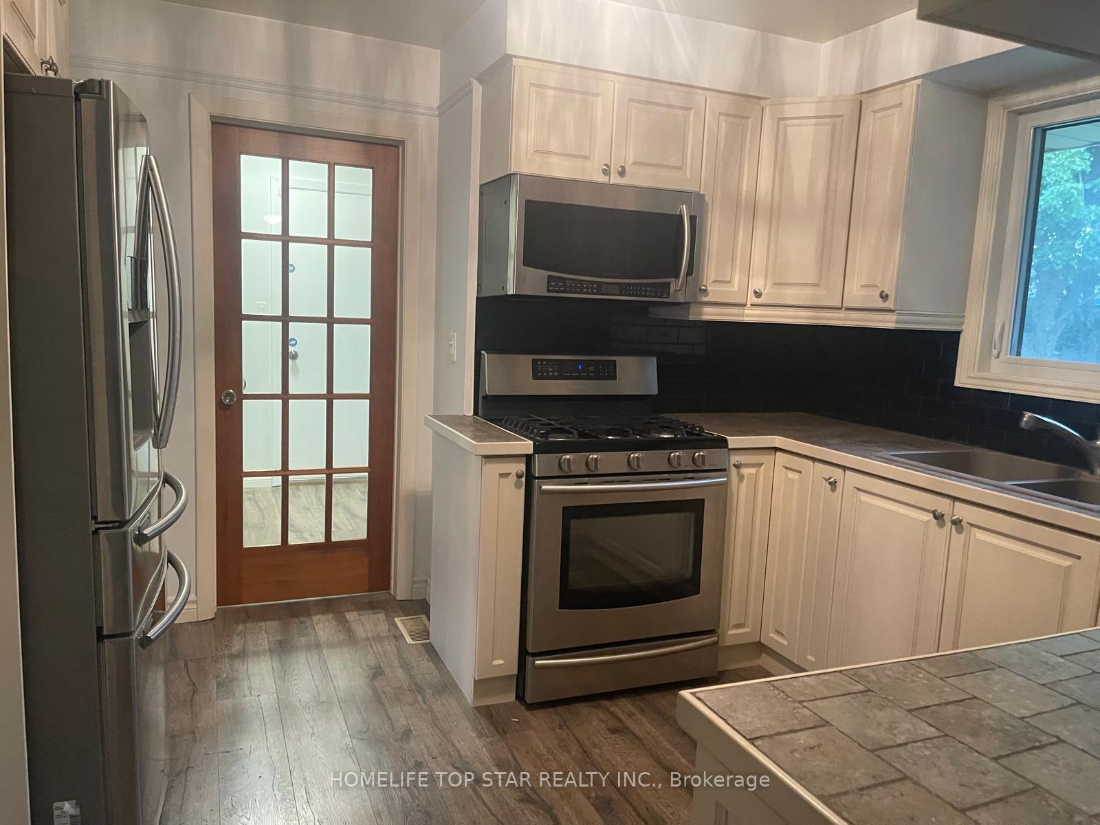 Photo 13 of 336 Conlin Road E, Oshawa, Kedron — HOMEH