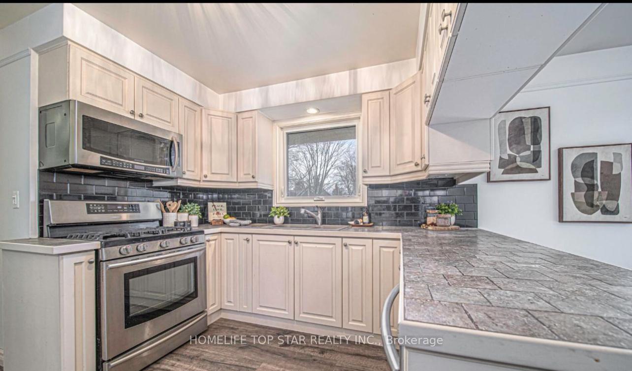 Photo 17 of 336 Conlin Road E, Oshawa, Kedron — HOMEH