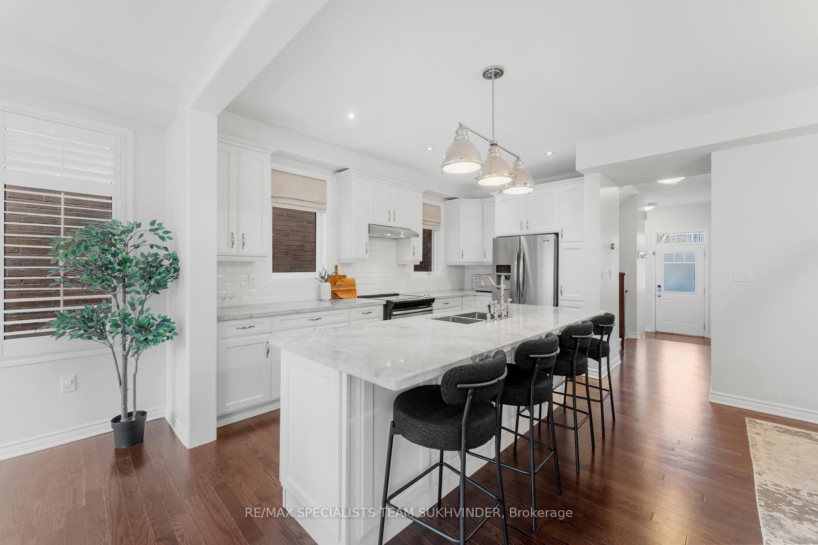 Photo 10 of 604 Langholm Street, Milton, Coates — HOMEH
