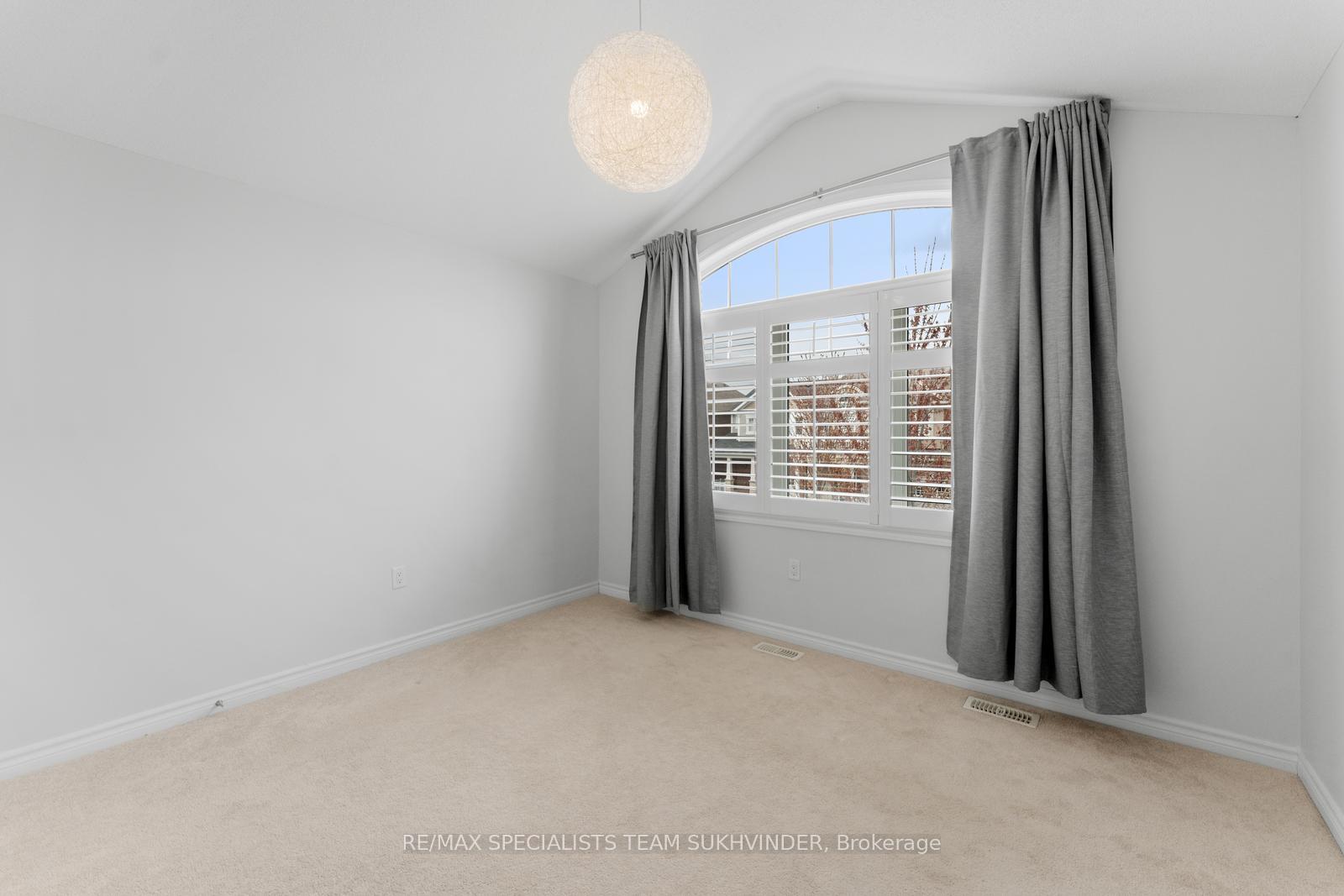 Photo 35 of 604 Langholm Street, Milton, Coates — HOMEH