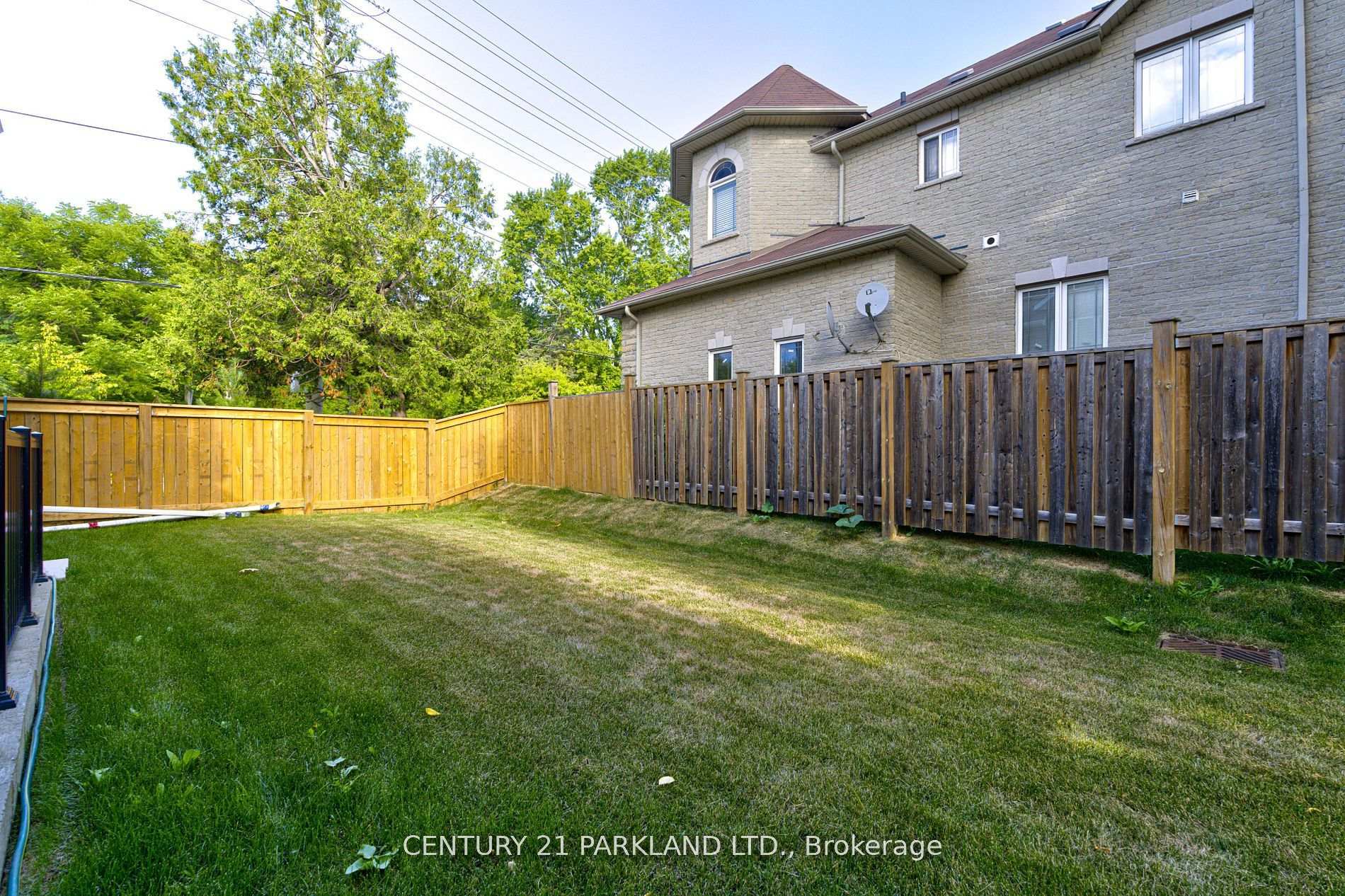 Photo 14 of Unit POTL #1, 1741 Fairport Road, Pickering, Dunbarton — HOMEH