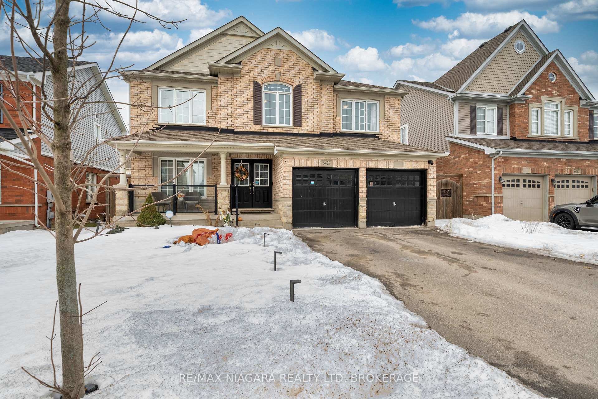 Photo 3 of 6427 Dilalla Crescent, Niagara Falls, Forestview — HOMEH