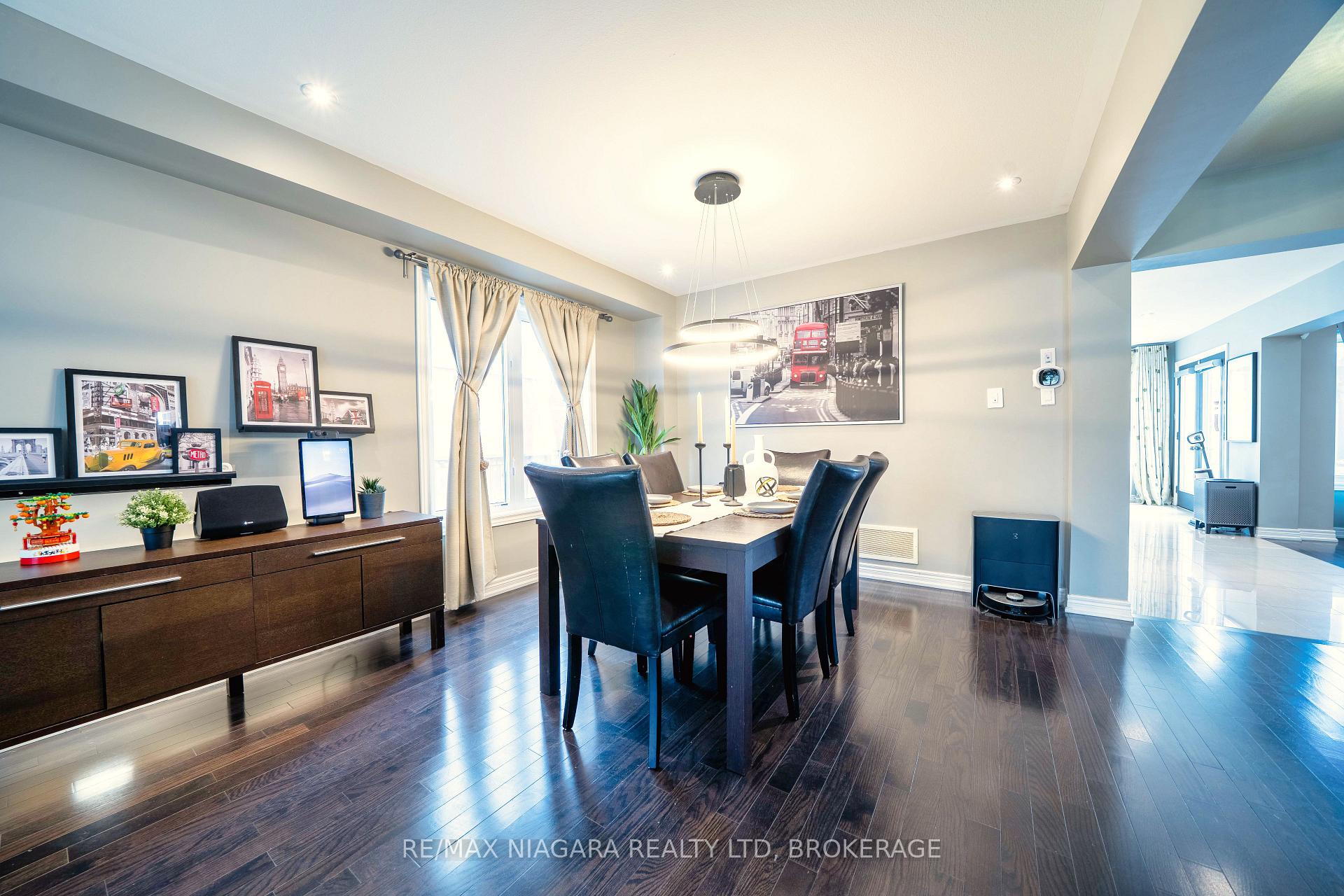 Photo 7 of 6427 Dilalla Crescent, Niagara Falls, Forestview — HOMEH