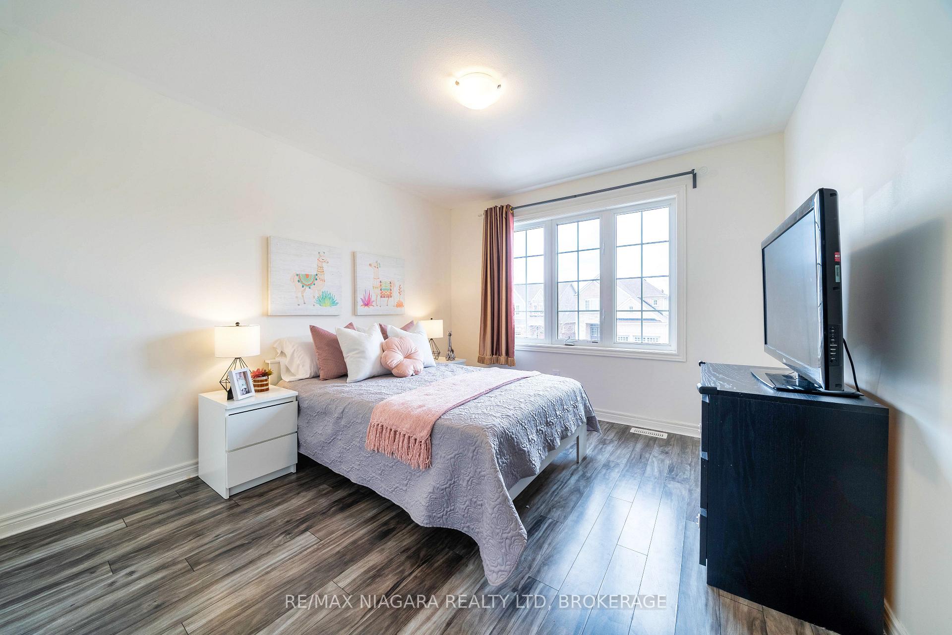 Photo 27 of 6427 Dilalla Crescent, Niagara Falls, Forestview — HOMEH