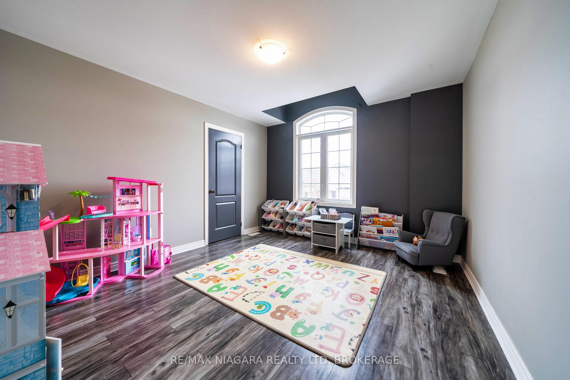 Photo 37 of 6427 Dilalla Crescent, Niagara Falls, Forestview — HOMEH