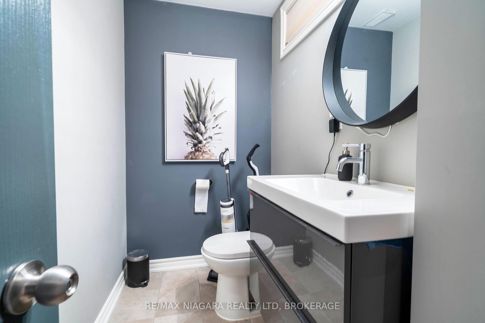 Photo 43 of 6427 Dilalla Crescent, Niagara Falls, Forestview — HOMEH