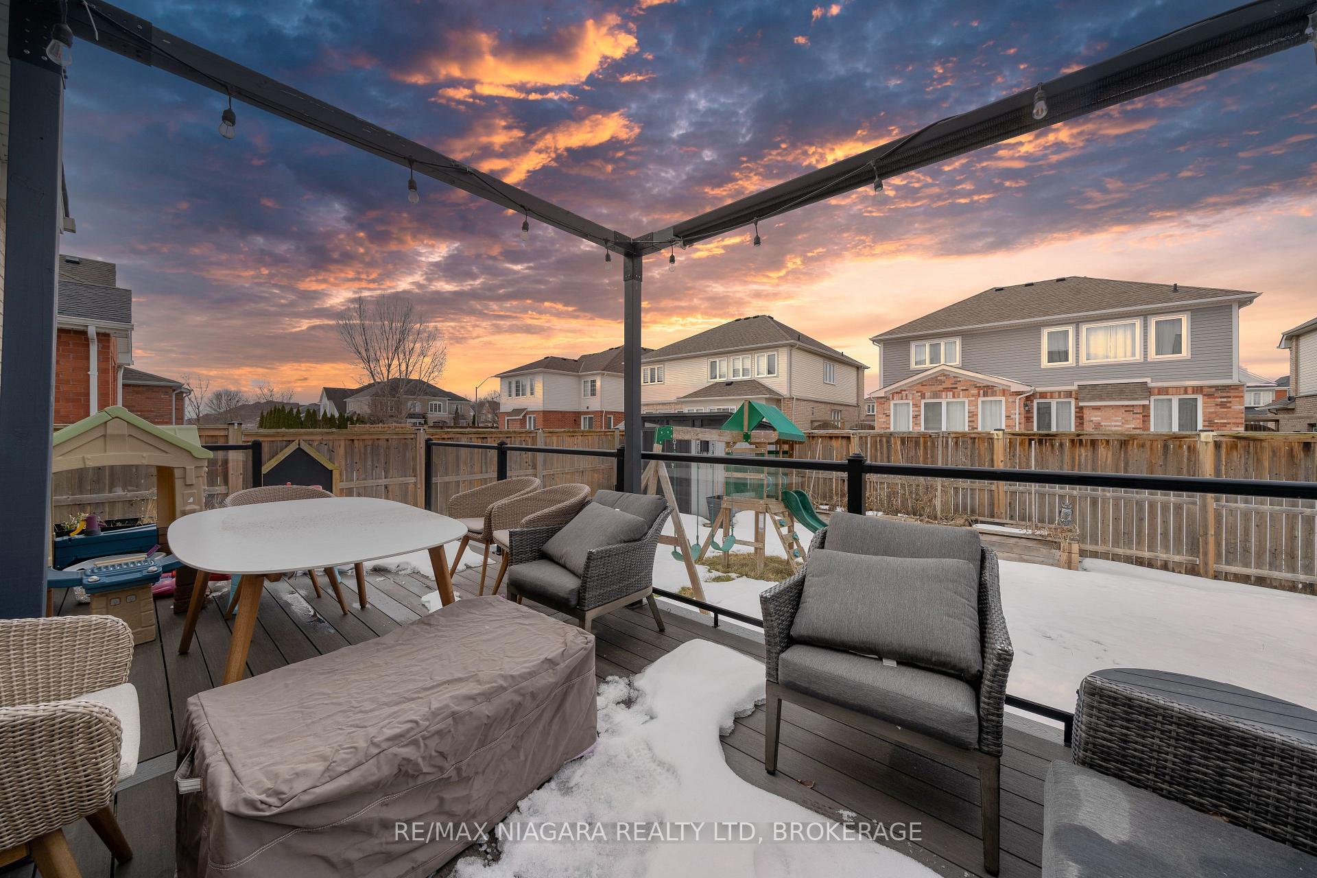 Photo 45 of 6427 Dilalla Crescent, Niagara Falls, Forestview — HOMEH