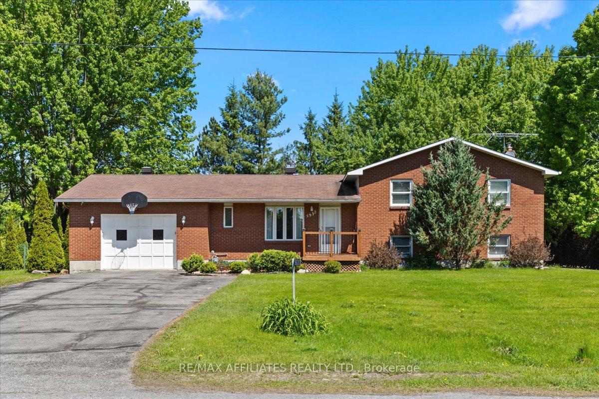 Photo 1 of 5830 Vars Street, Ottawa, Vars Village — HOMEH