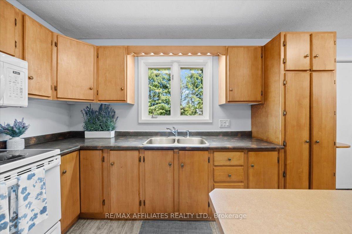 Photo 12 of 5830 Vars Street, Ottawa, Vars Village — HOMEH
