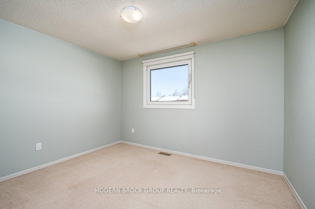 Photo 19 of 13 Bonny Lane, Kingston, Kingston East (Incl Barret Crt) — HOMEH