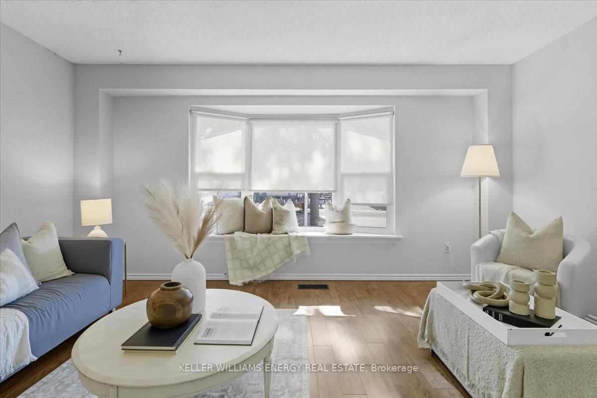 Photo 5 of 370 Ormond Drive, Oshawa, Samac — HOMEH
