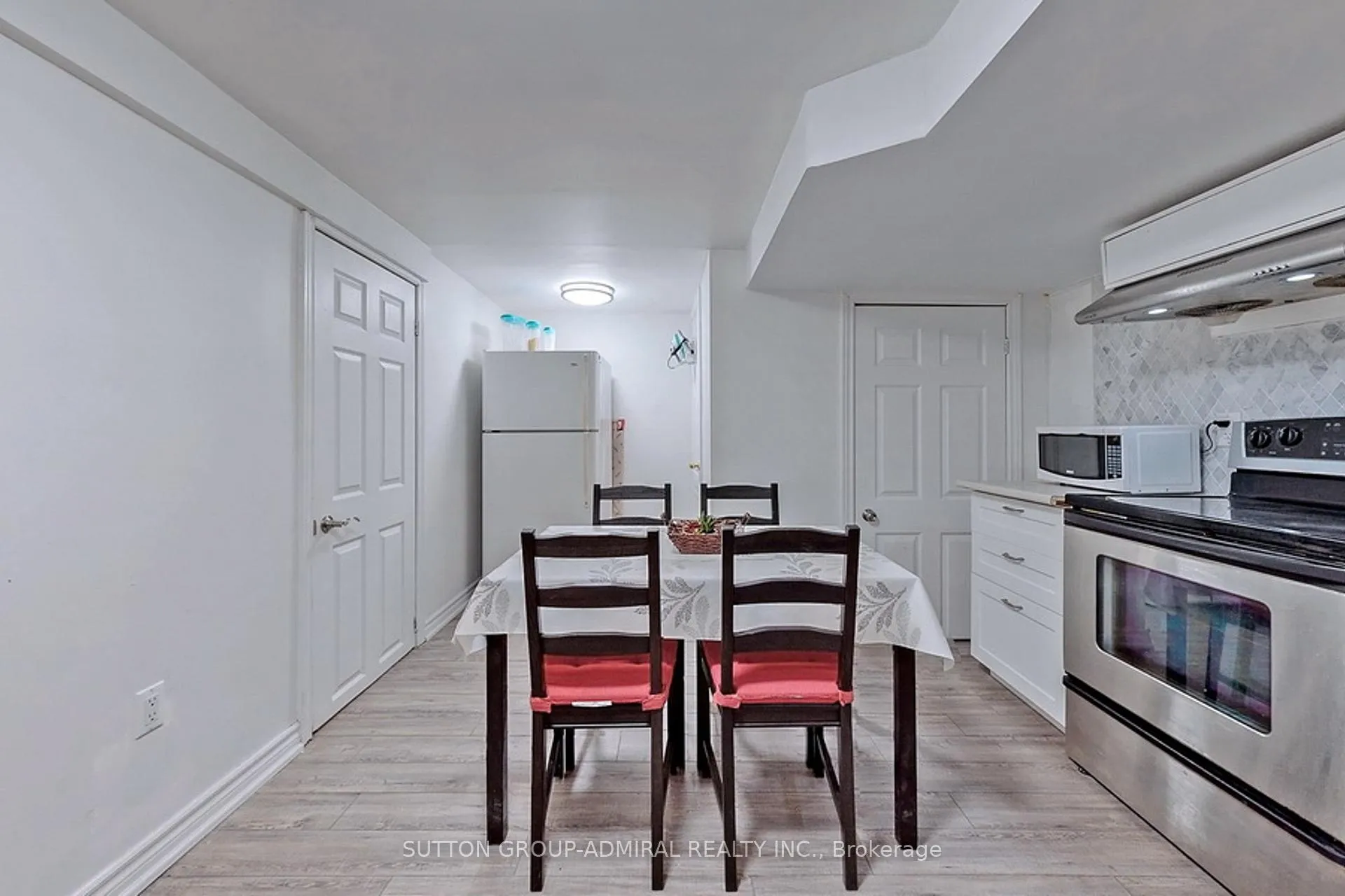 Photo 23 of 839 Modlin Road, Pickering, Bay Ridges — HOMEH