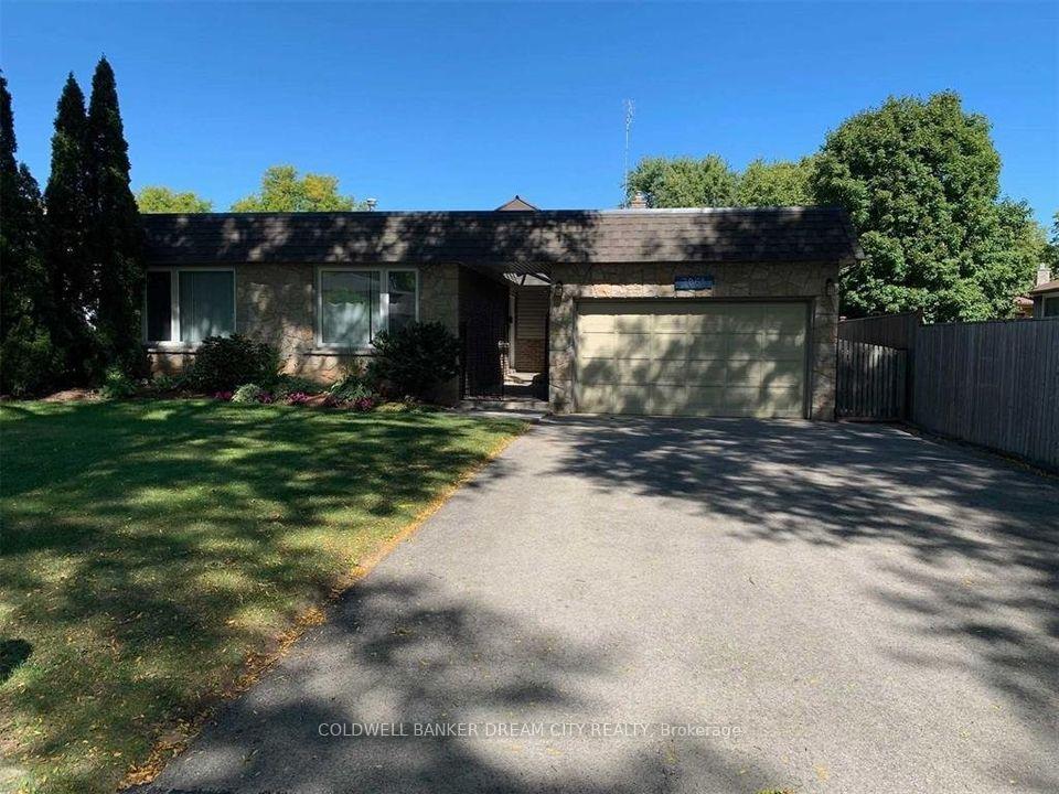 Front of 7061 Sauterne(Bsmt) Place