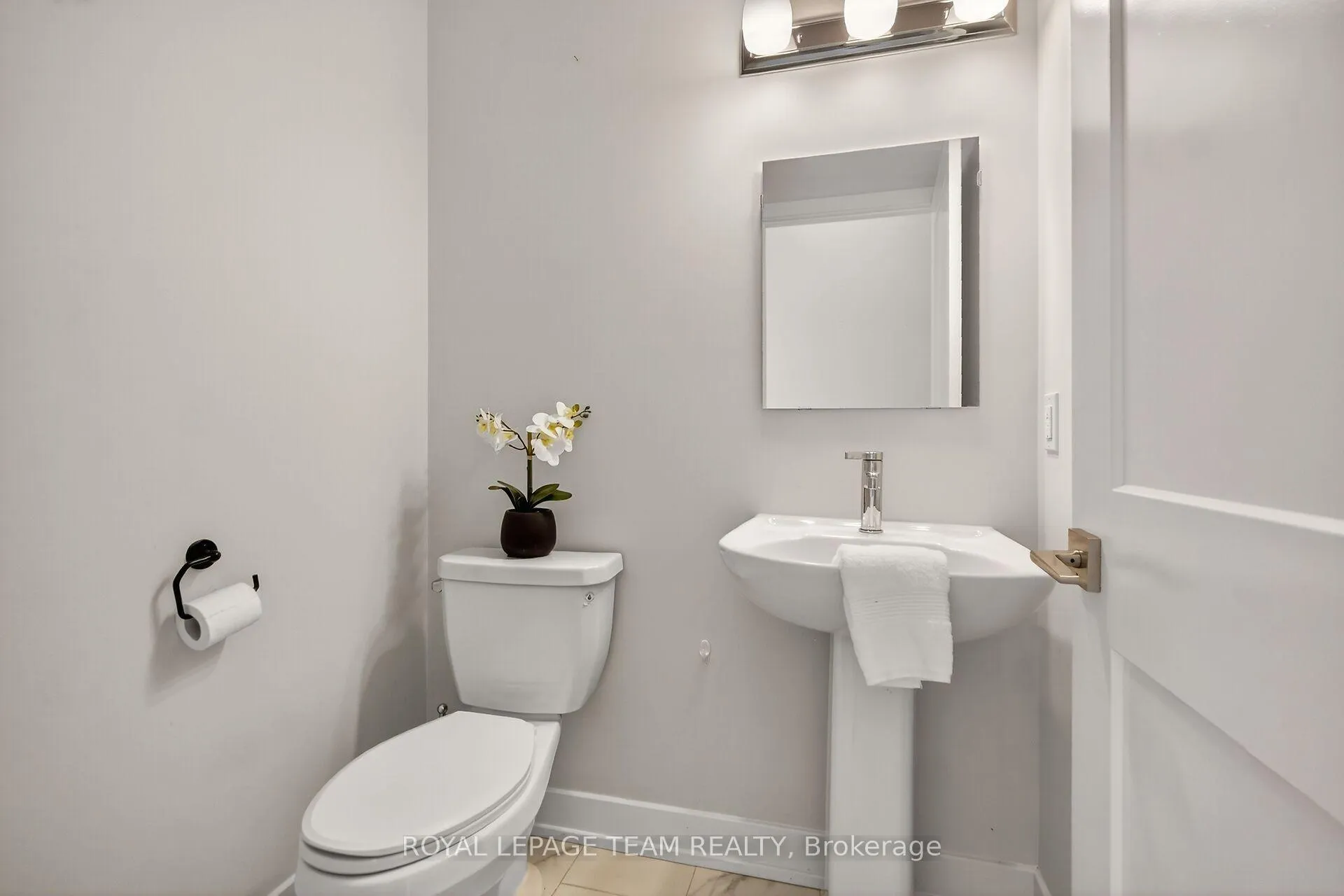 Photo 24 of 23 Morrall Court, Arnprior — HOMEH