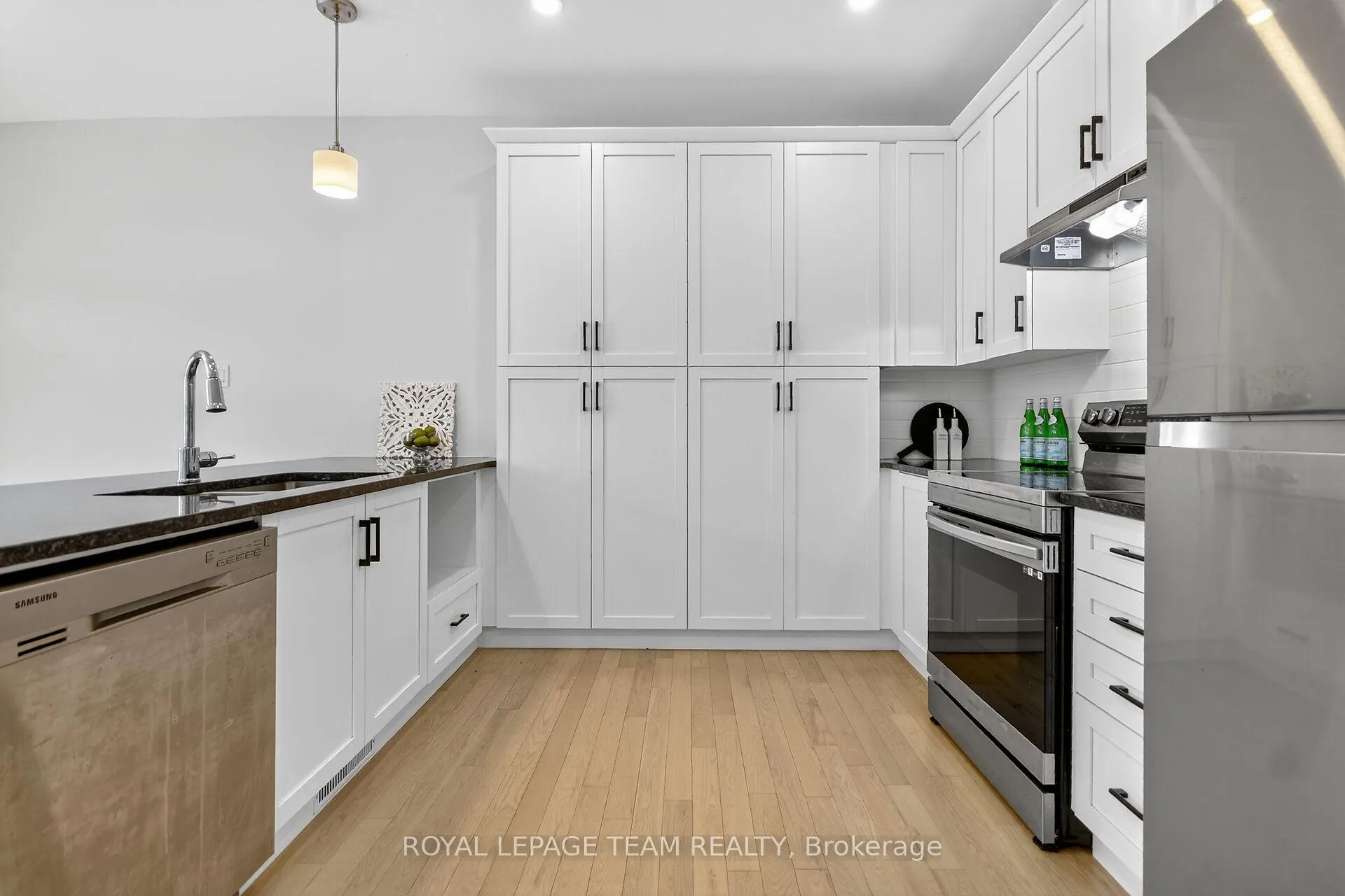 Photo 56 of 23 Morrall Court, Arnprior — HOMEH
