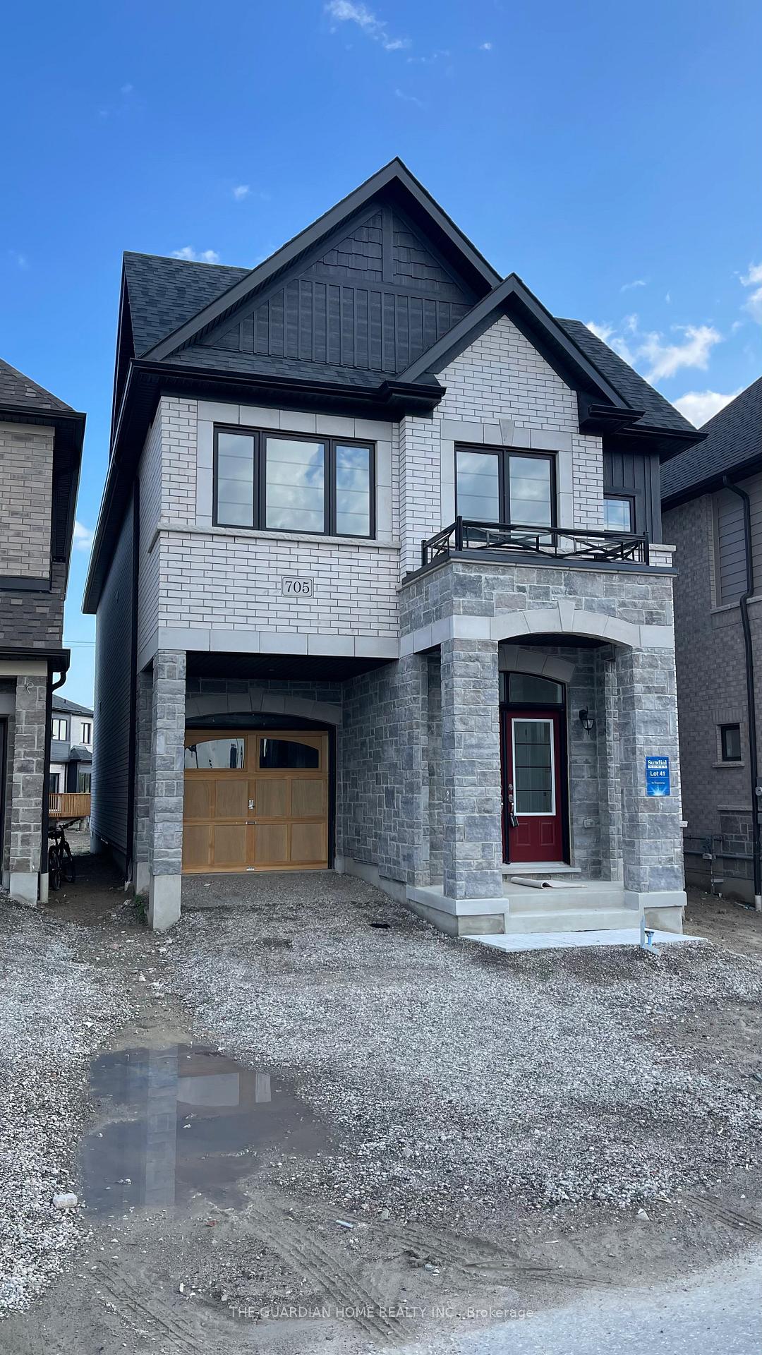 Photo 3 of 705 Catalina Manor, Pickering, Rural Pickering — HOMEH