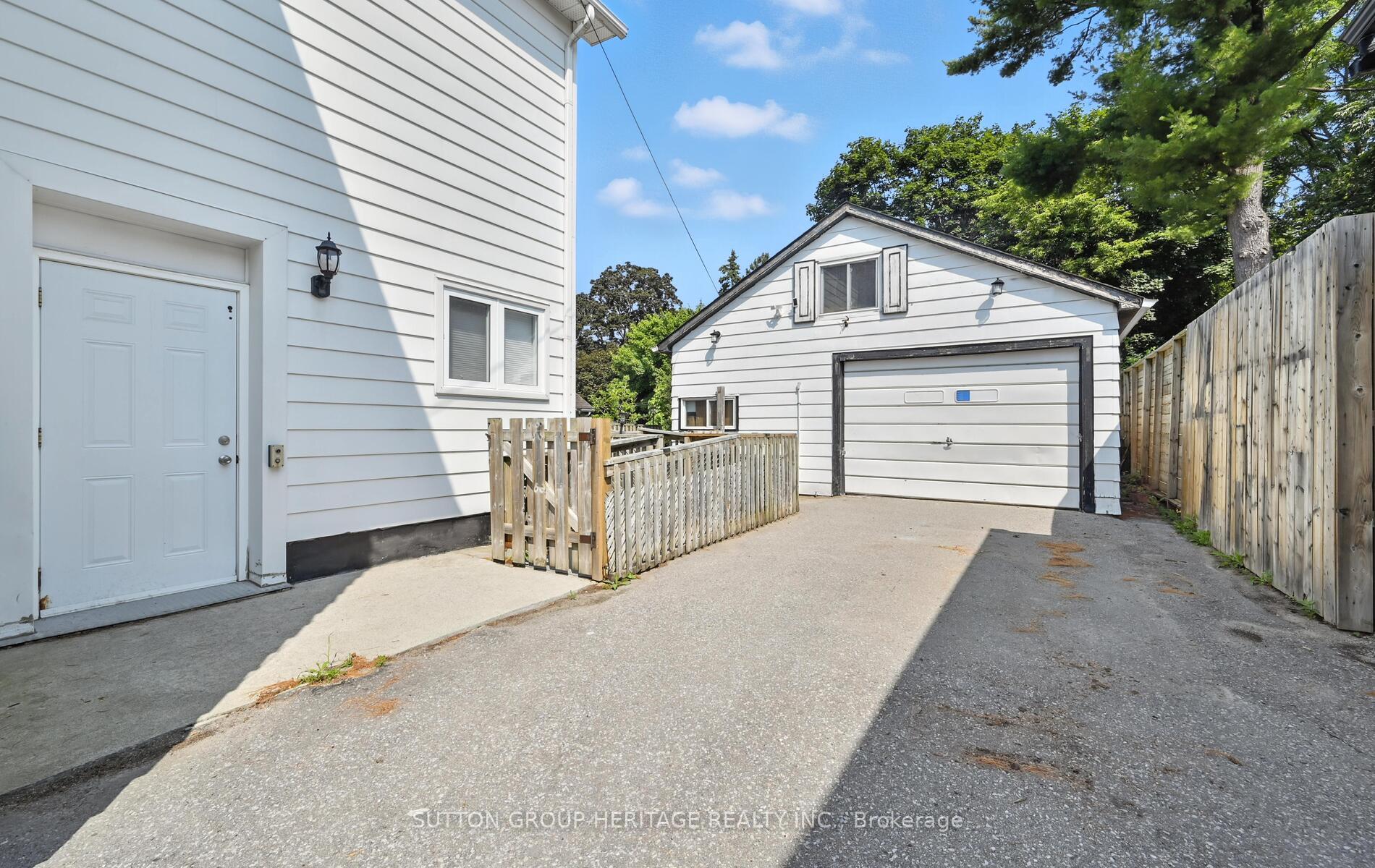 Photo 17 of 170 Alma Street, Oshawa, O'Neill — HOMEH
