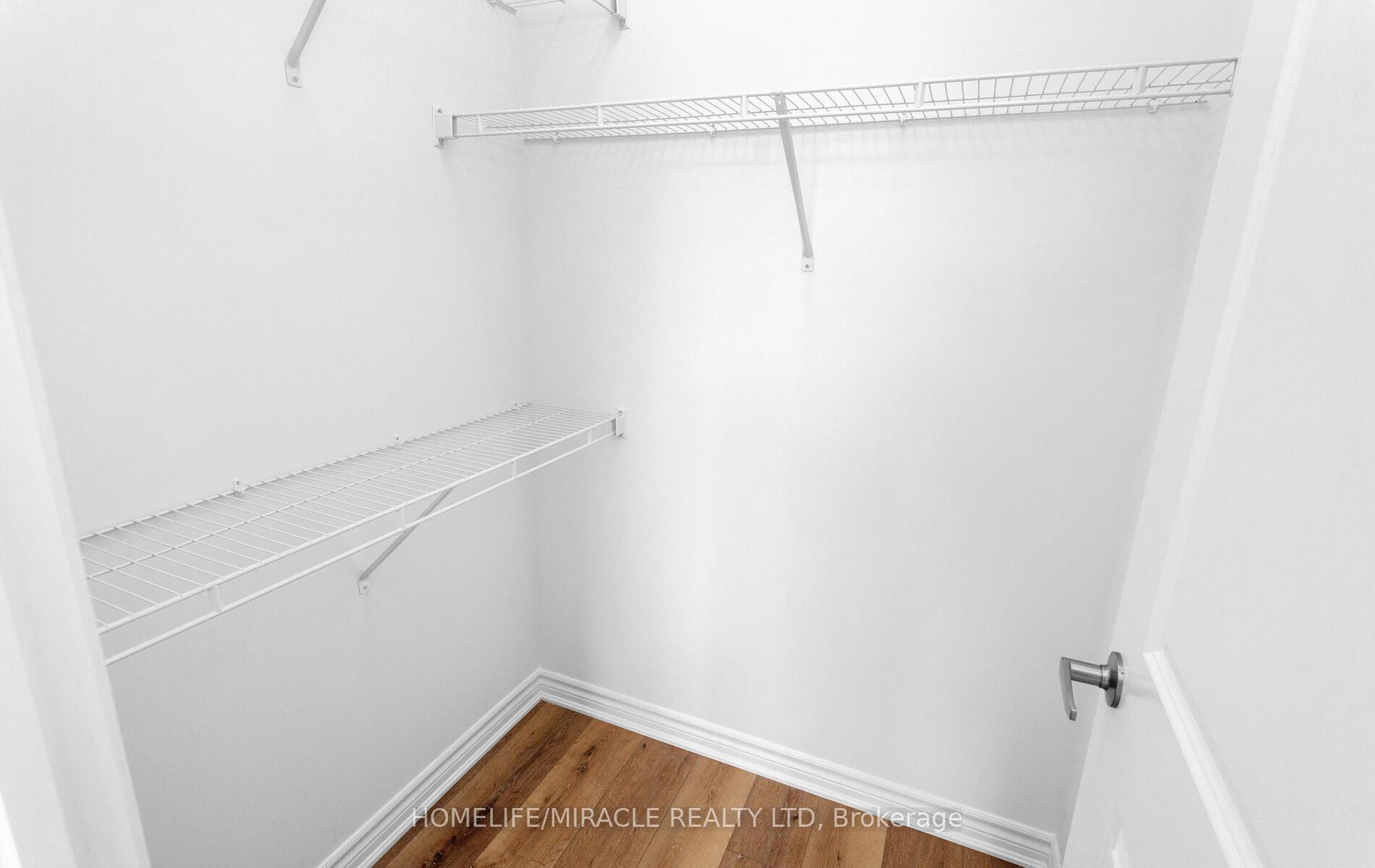 Photo 30 of 1256 Manitou Way, Milton, Bowes — HOMEH