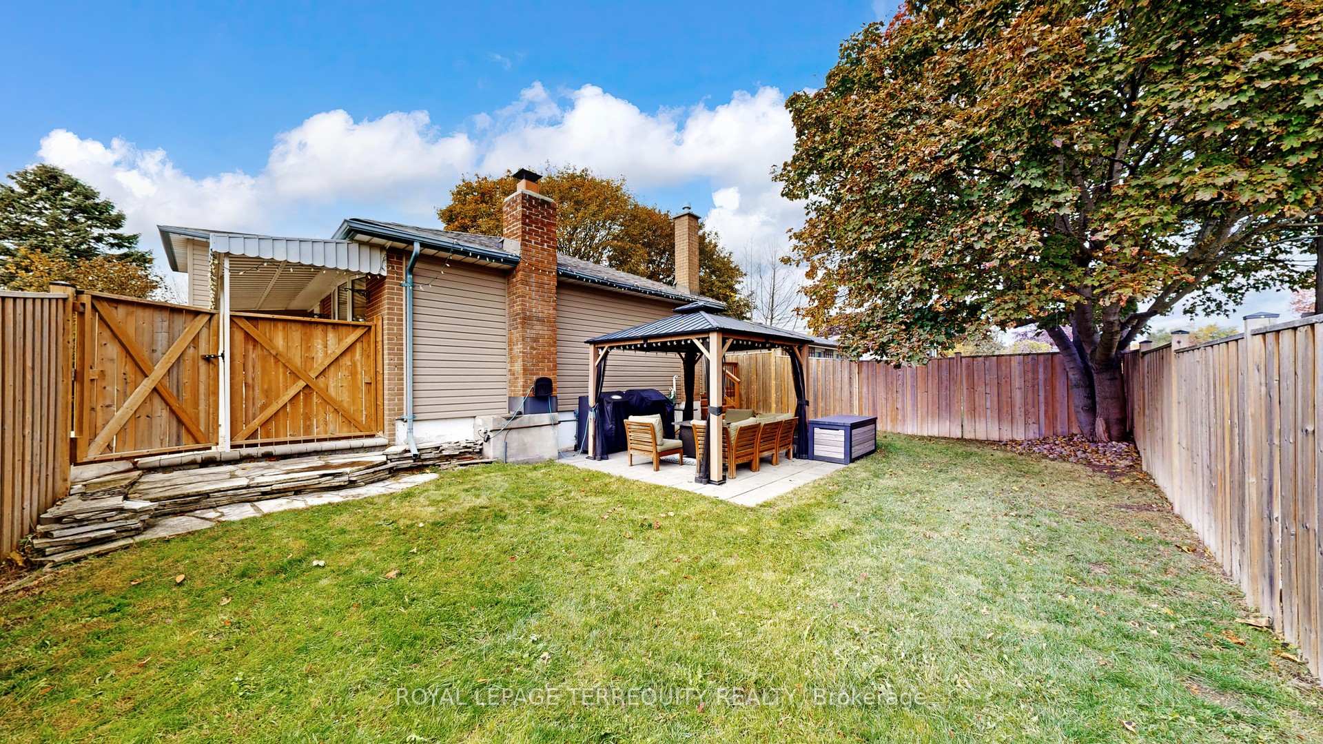 Photo 48 of 848 Liverpool Road, Pickering, Bay Ridges — HOMEH