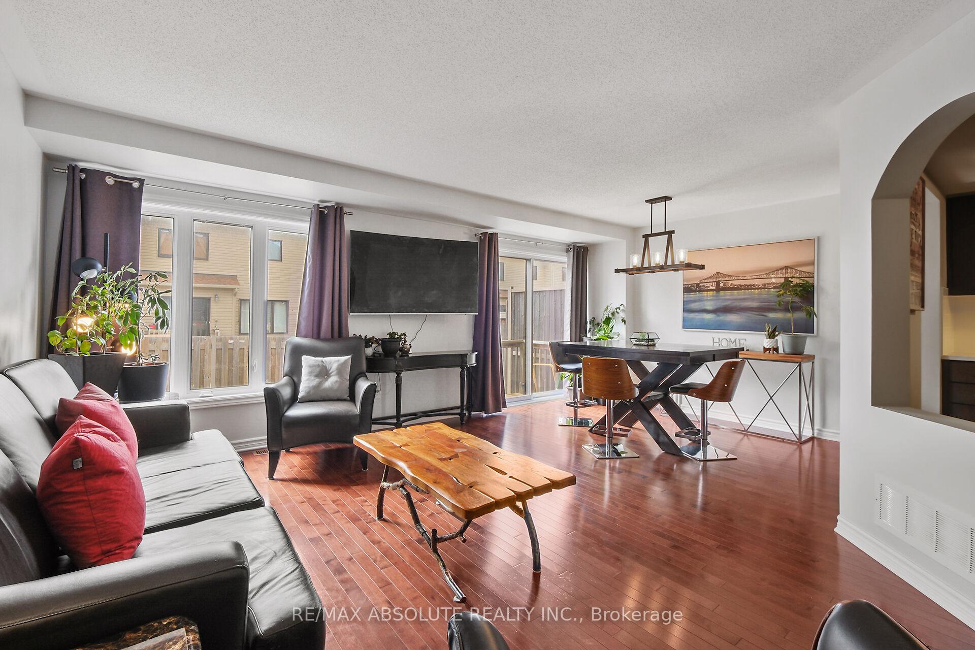Photo 9 of 575 Petrichor Crescent, Ottawa, Avalon West — HOMEH