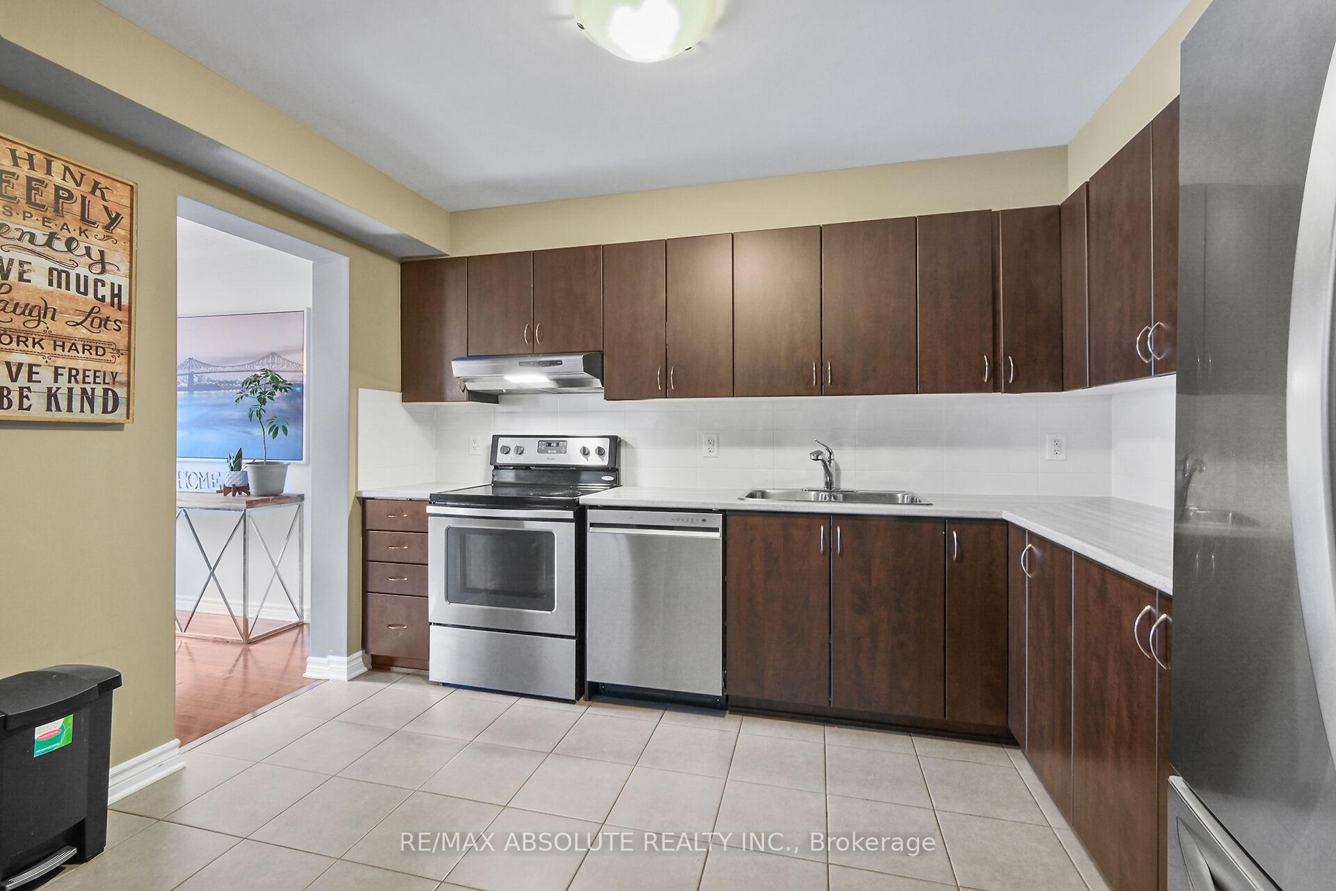 Photo 16 of 575 Petrichor Crescent, Ottawa, Avalon West — HOMEH