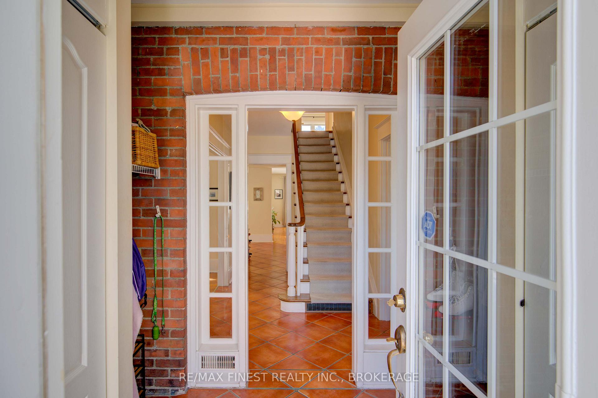 Photo 5 of 164 Macdonnell Street, Kingston, Central City East — HOMEH