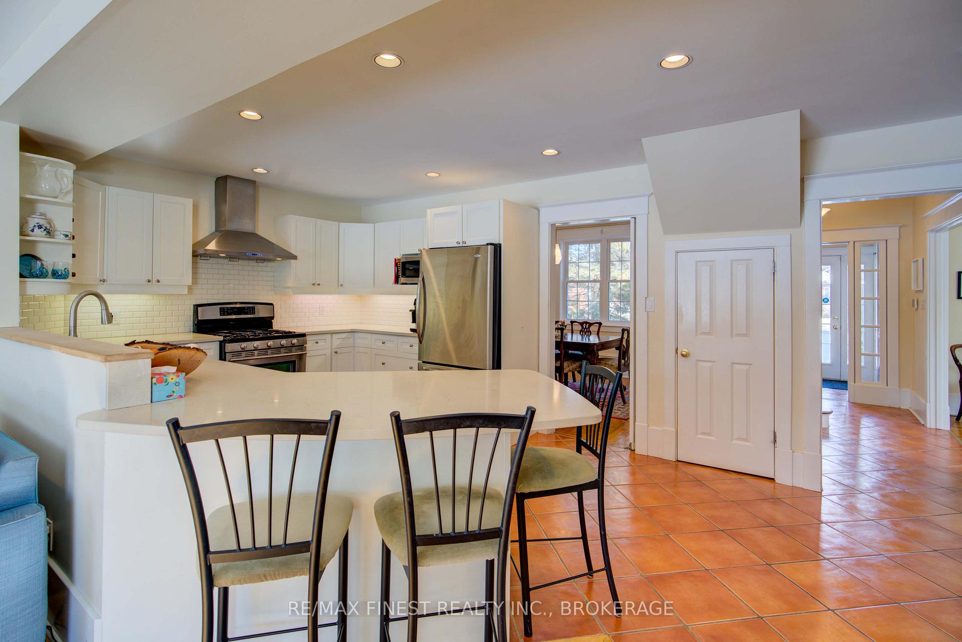 Photo 14 of 164 Macdonnell Street, Kingston, Central City East — HOMEH