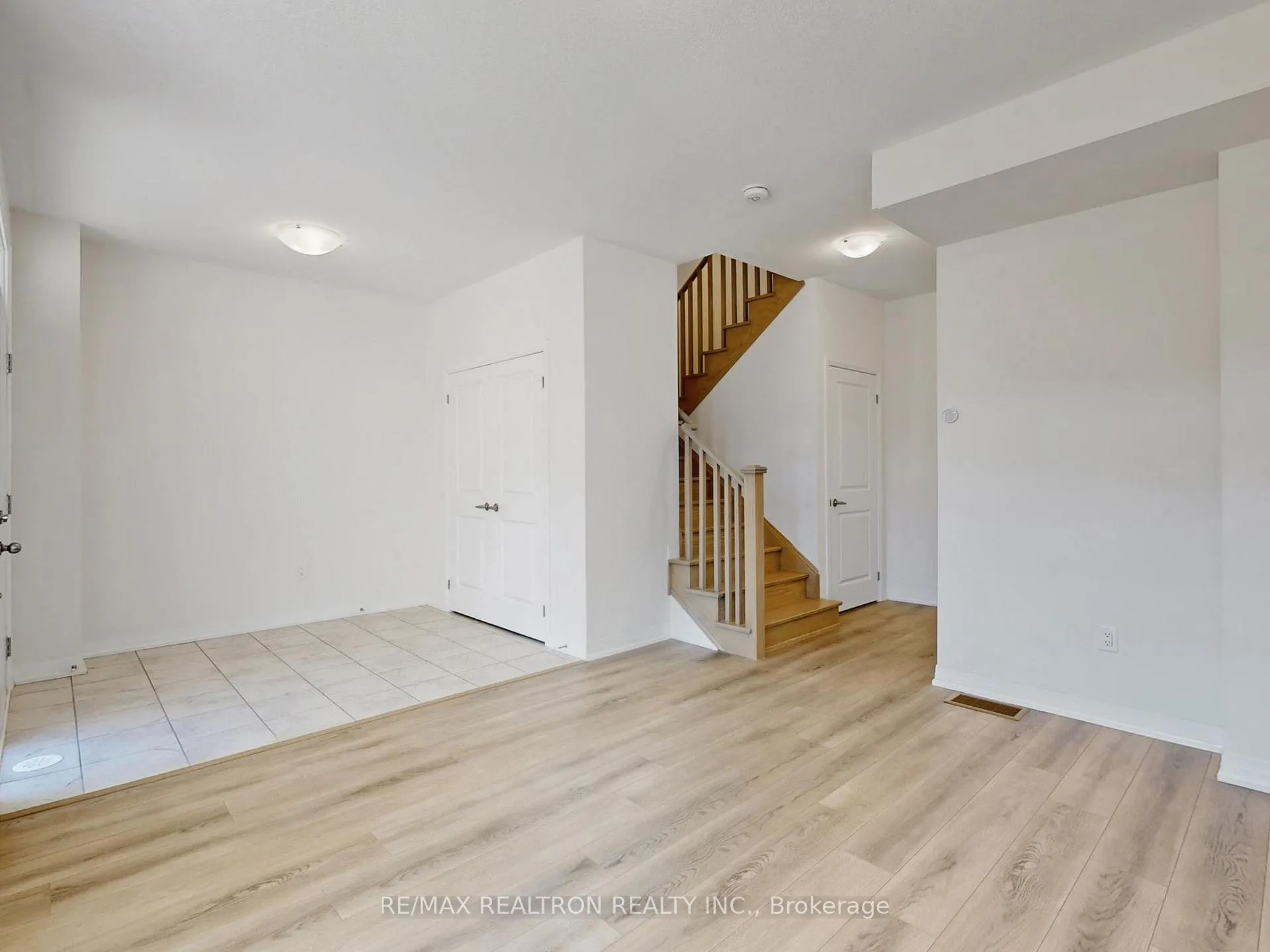 Photo 4 of 2710 Peter Matthews Drive, Pickering, Rural Pickering — HOMEH