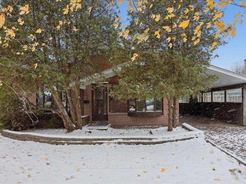 Photo 1 of 852 Bem Avenue, Pickering, Bay Ridges — HOMEH