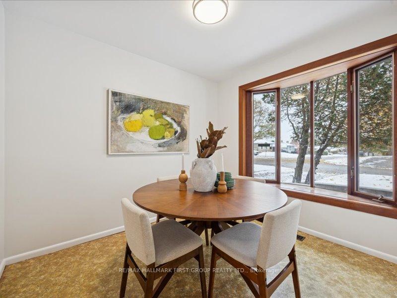 Photo 7 of 852 Bem Avenue, Pickering, Bay Ridges — HOMEH