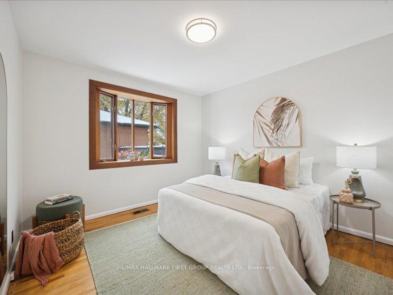 Photo 11 of 852 Bem Avenue, Pickering, Bay Ridges — HOMEH