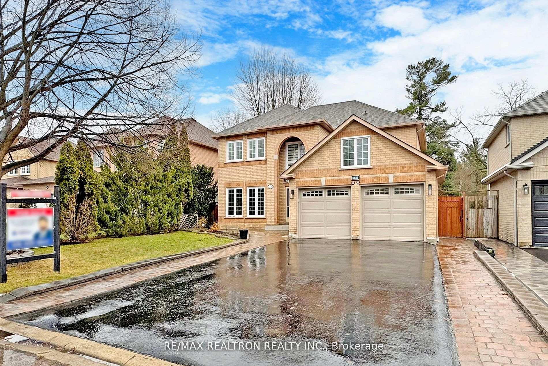 Photo 2 of 1139 Gossamer Drive, Pickering, Liverpool — HOMEH