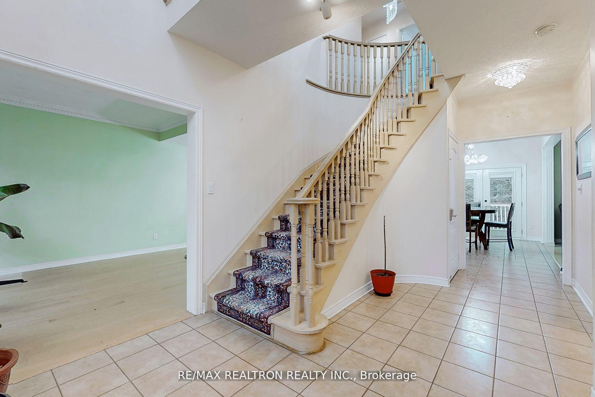 Photo 18 of 1139 Gossamer Drive, Pickering, Liverpool — HOMEH
